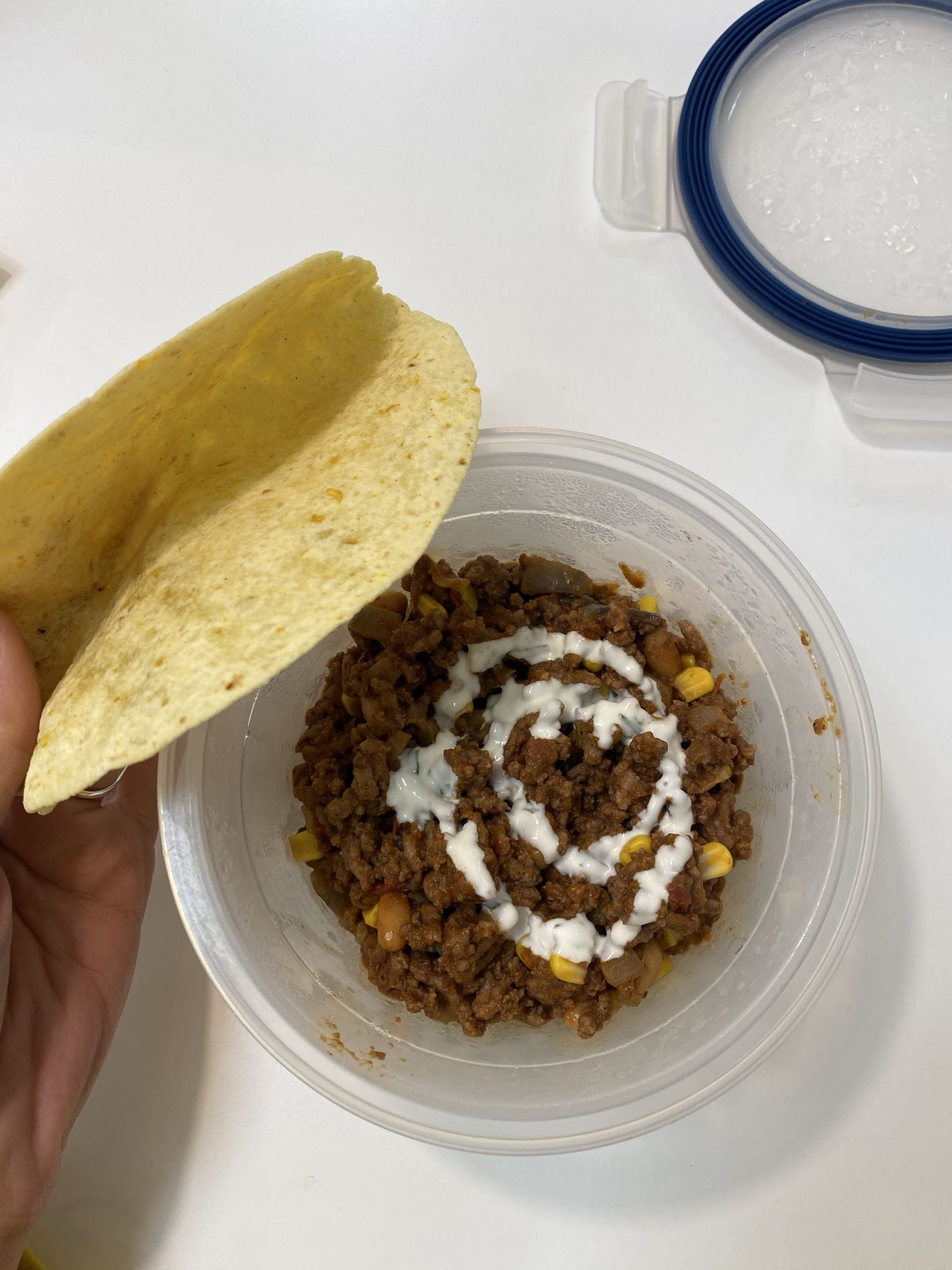 Taco med oksekød og majs
