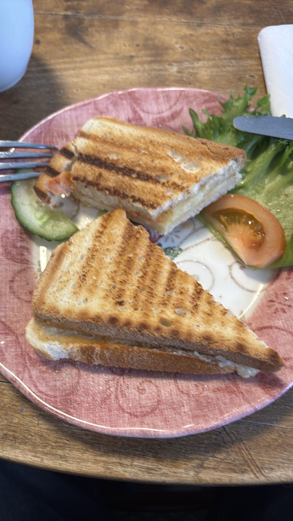 Toastet ostesmørbrød