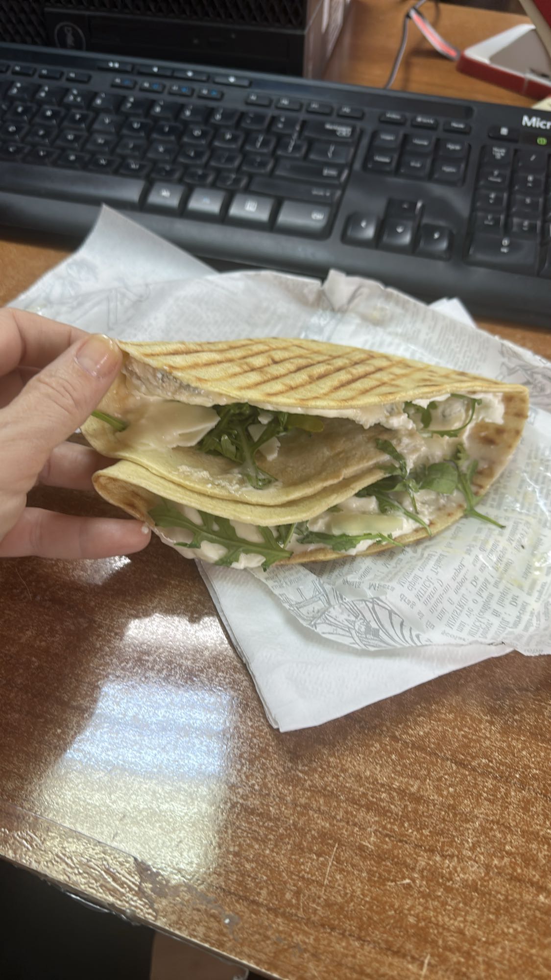 Grilled flatbread sandwich