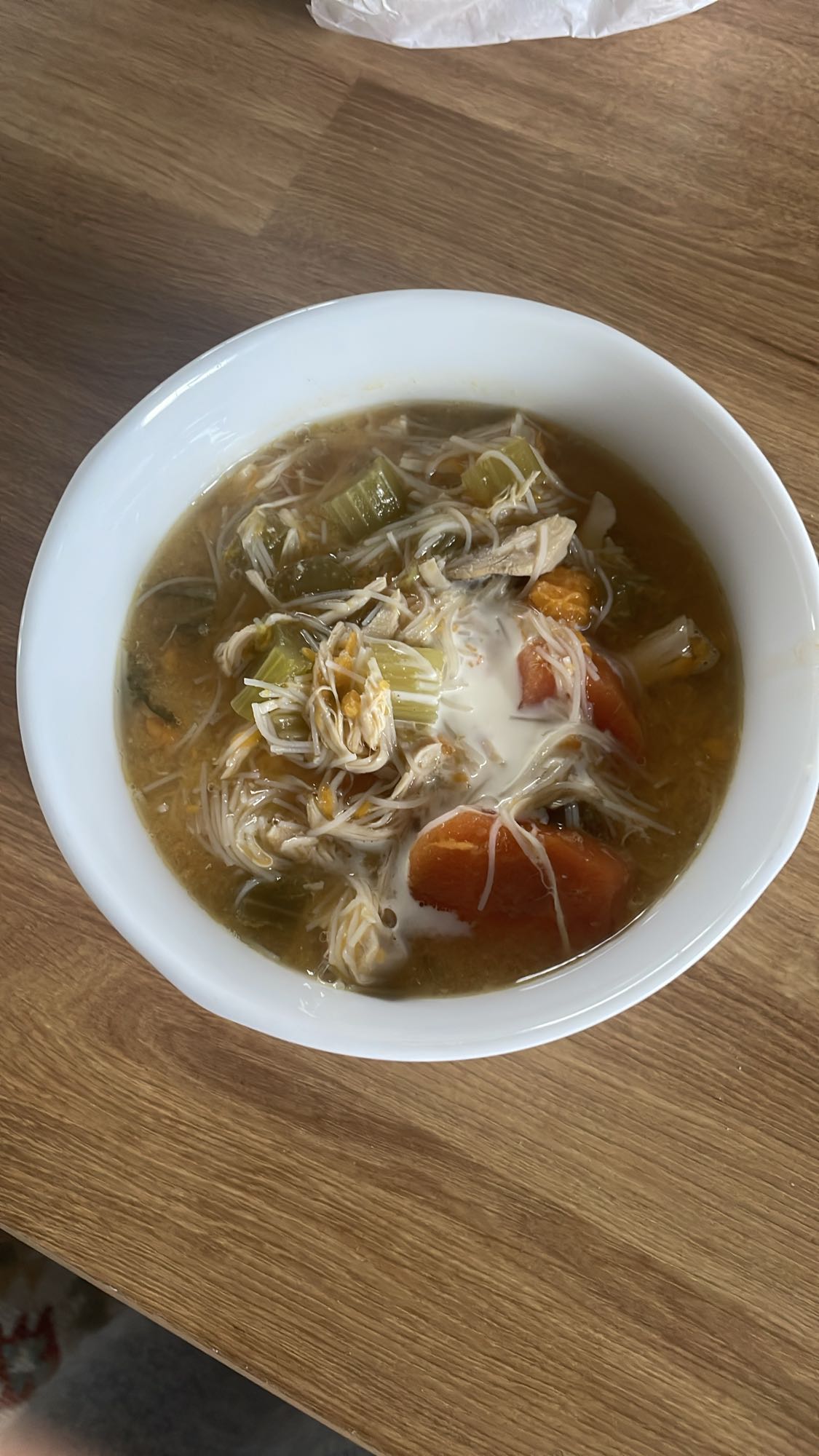 Zupa z kurczakiem i makaronem