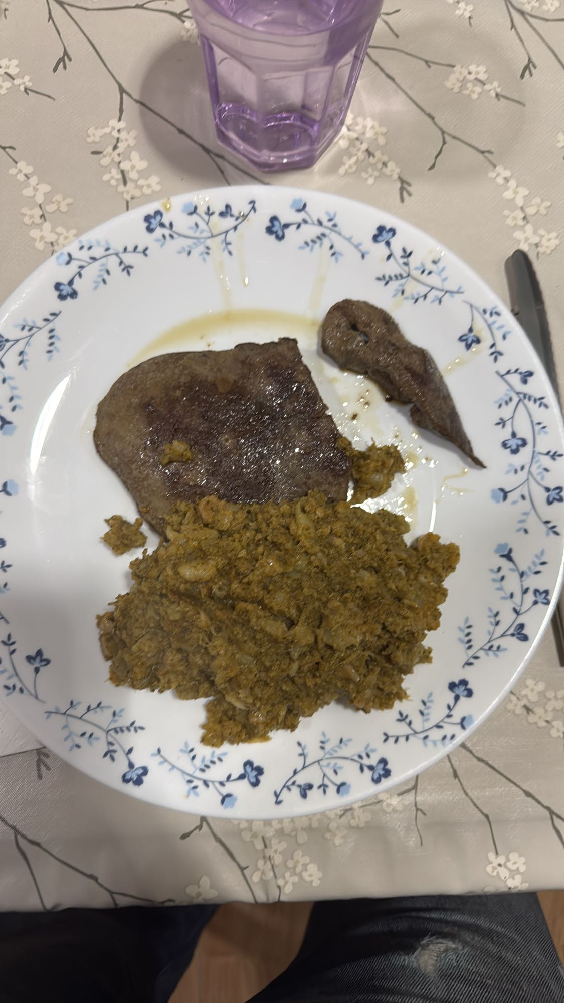 Hígado con verduras