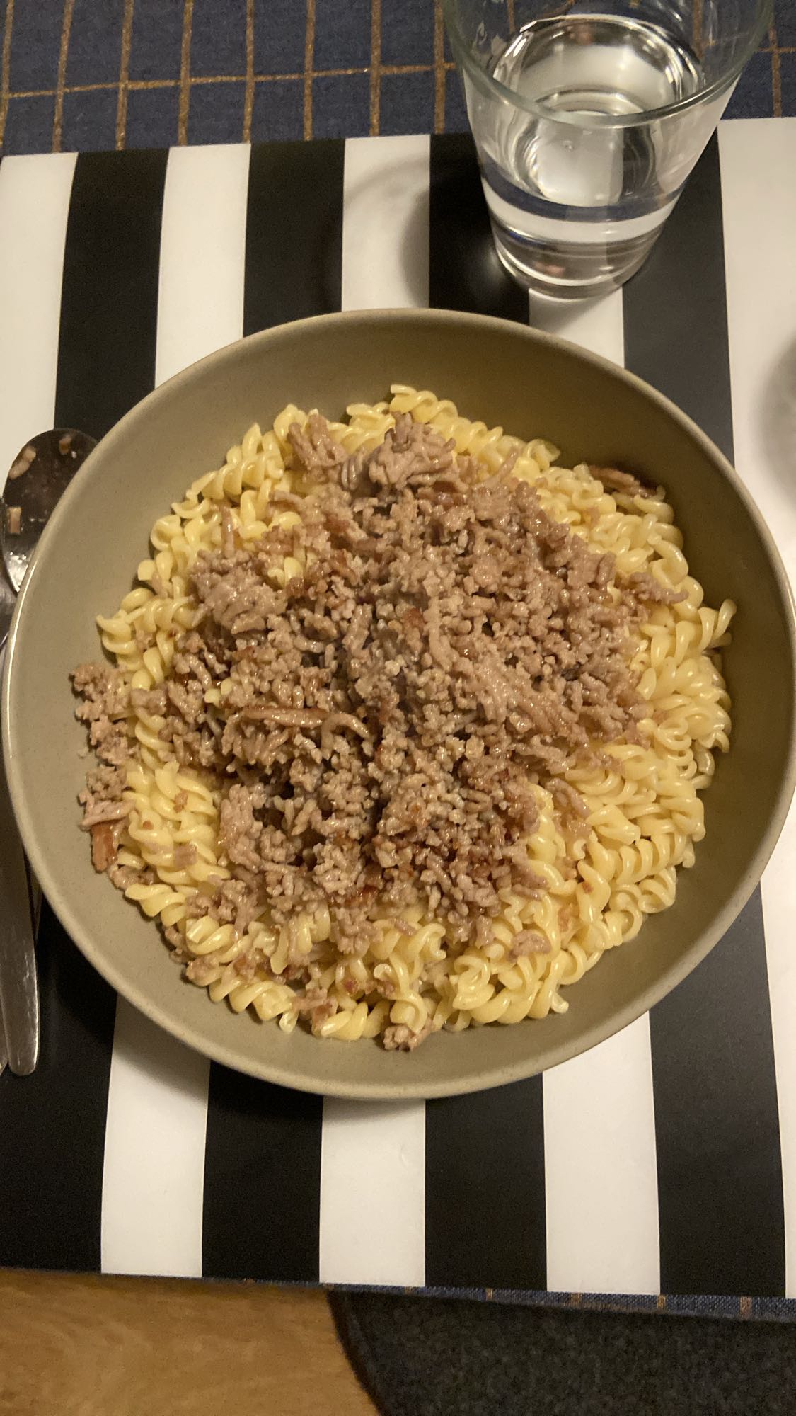 Pasta with ground meat