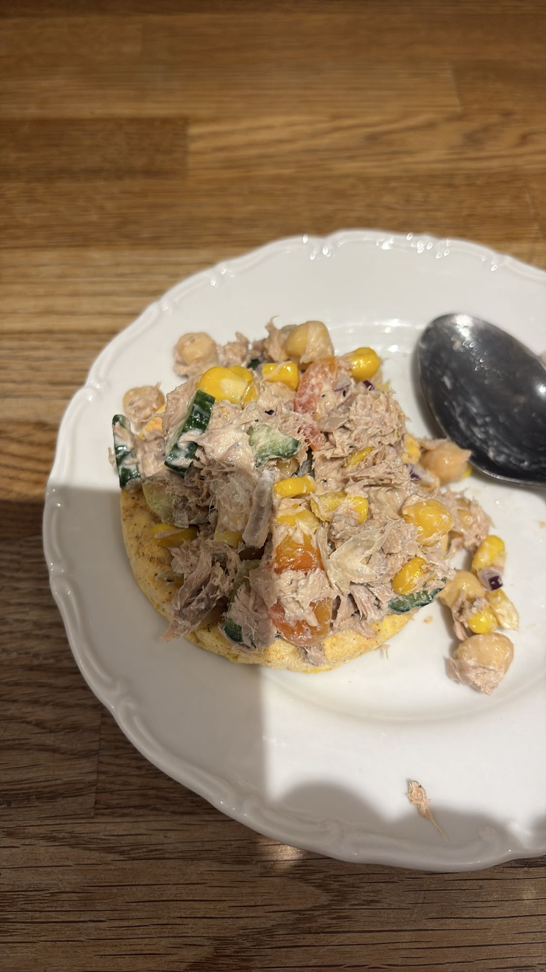 Majs- och tonfiskkaka