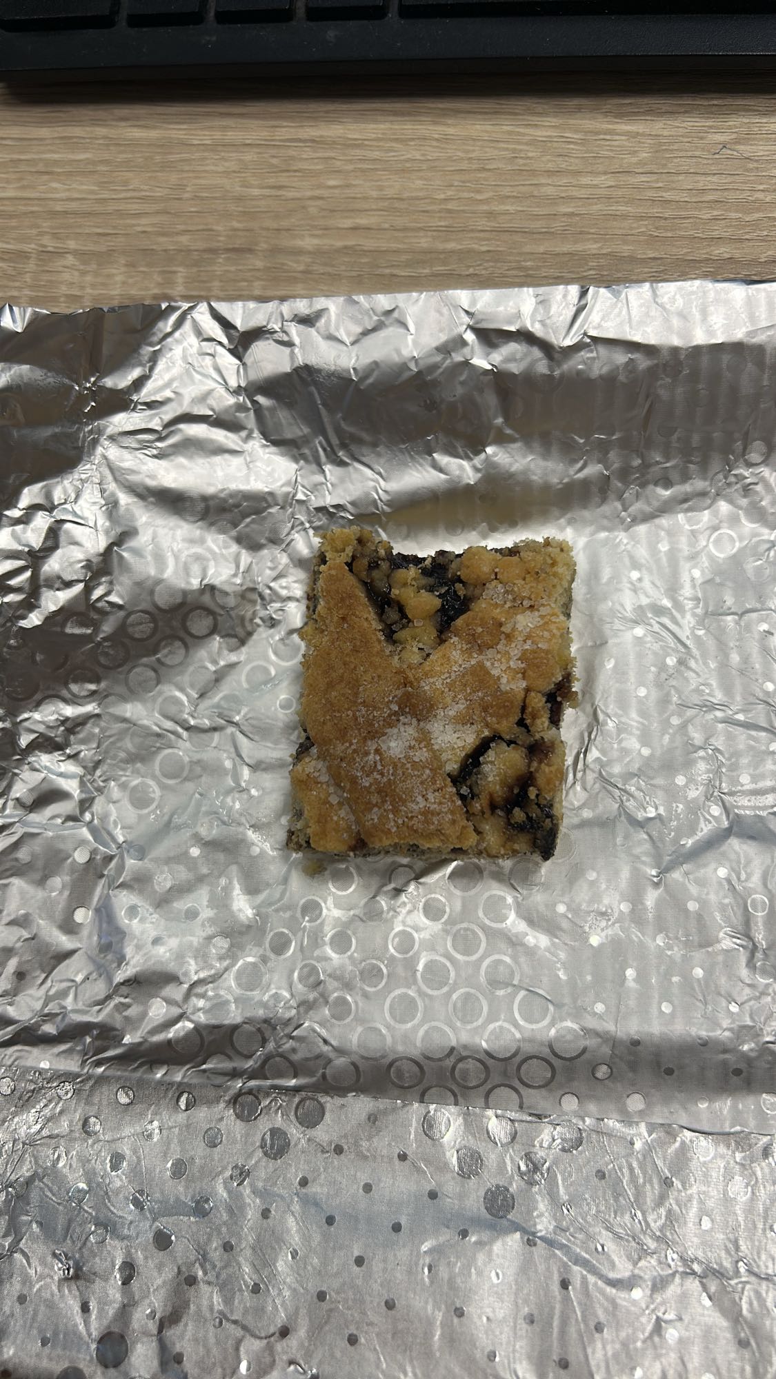 Prăjitură cu gem și zahăr