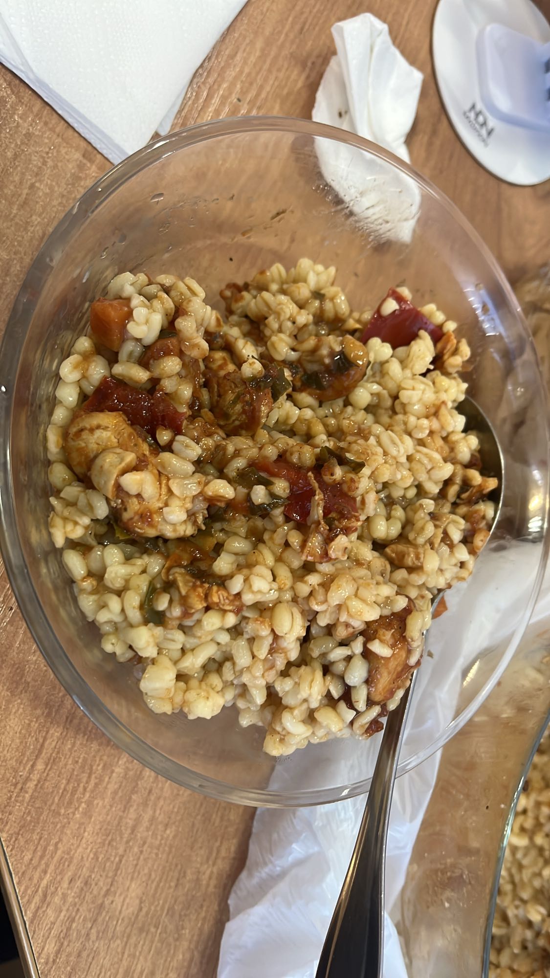 Перловка с курицей и овощами