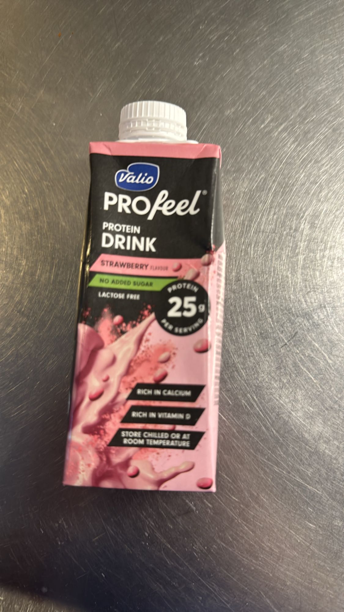 Jordgubbsproteindryck