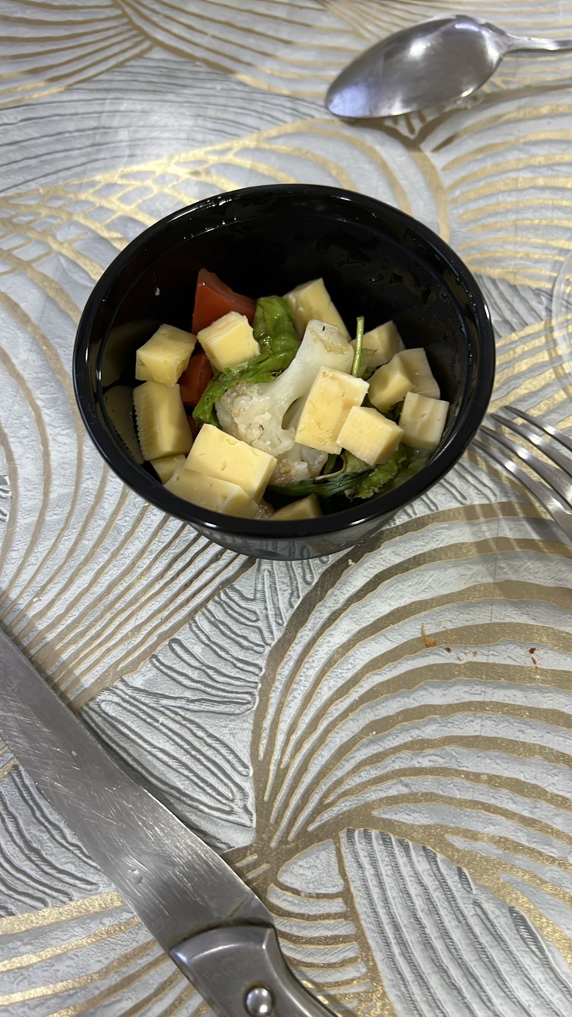 овощной салат с сыром