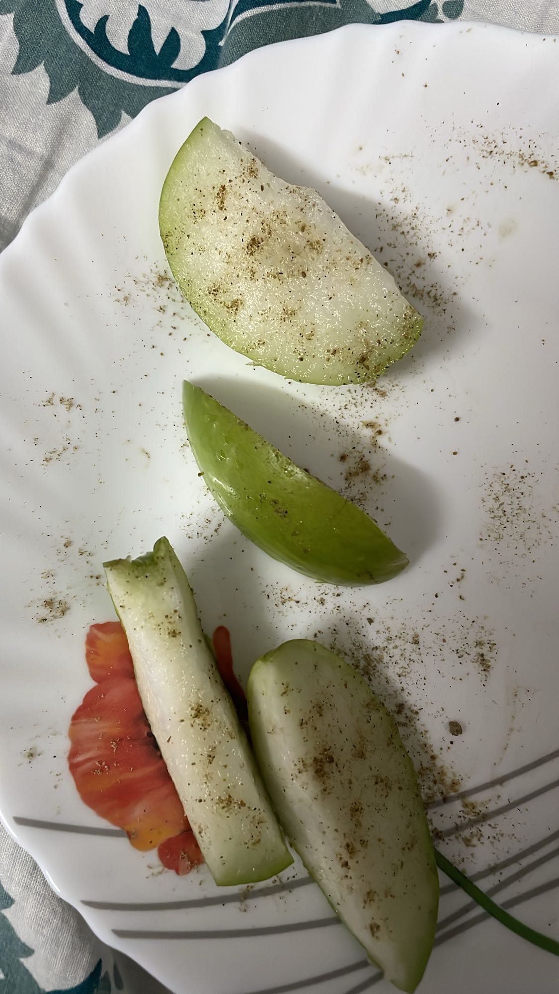 Spiced Raw Mango Slices