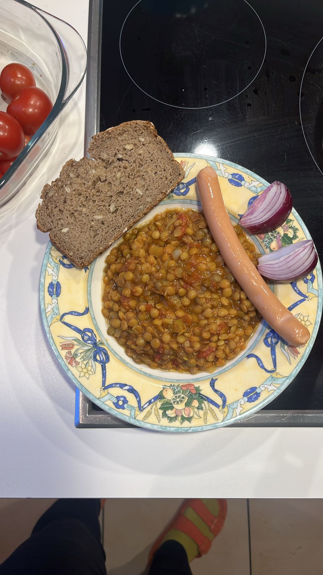 Linseneintopf mit Brot