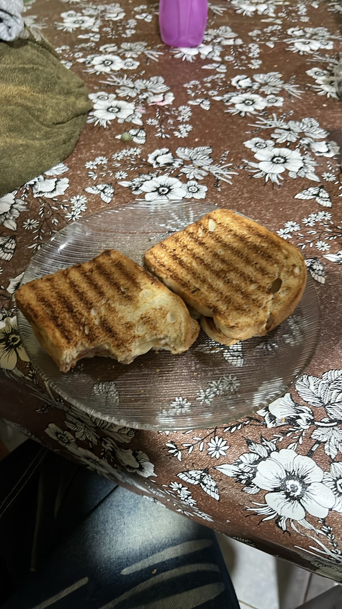 sándwich tostado mixto