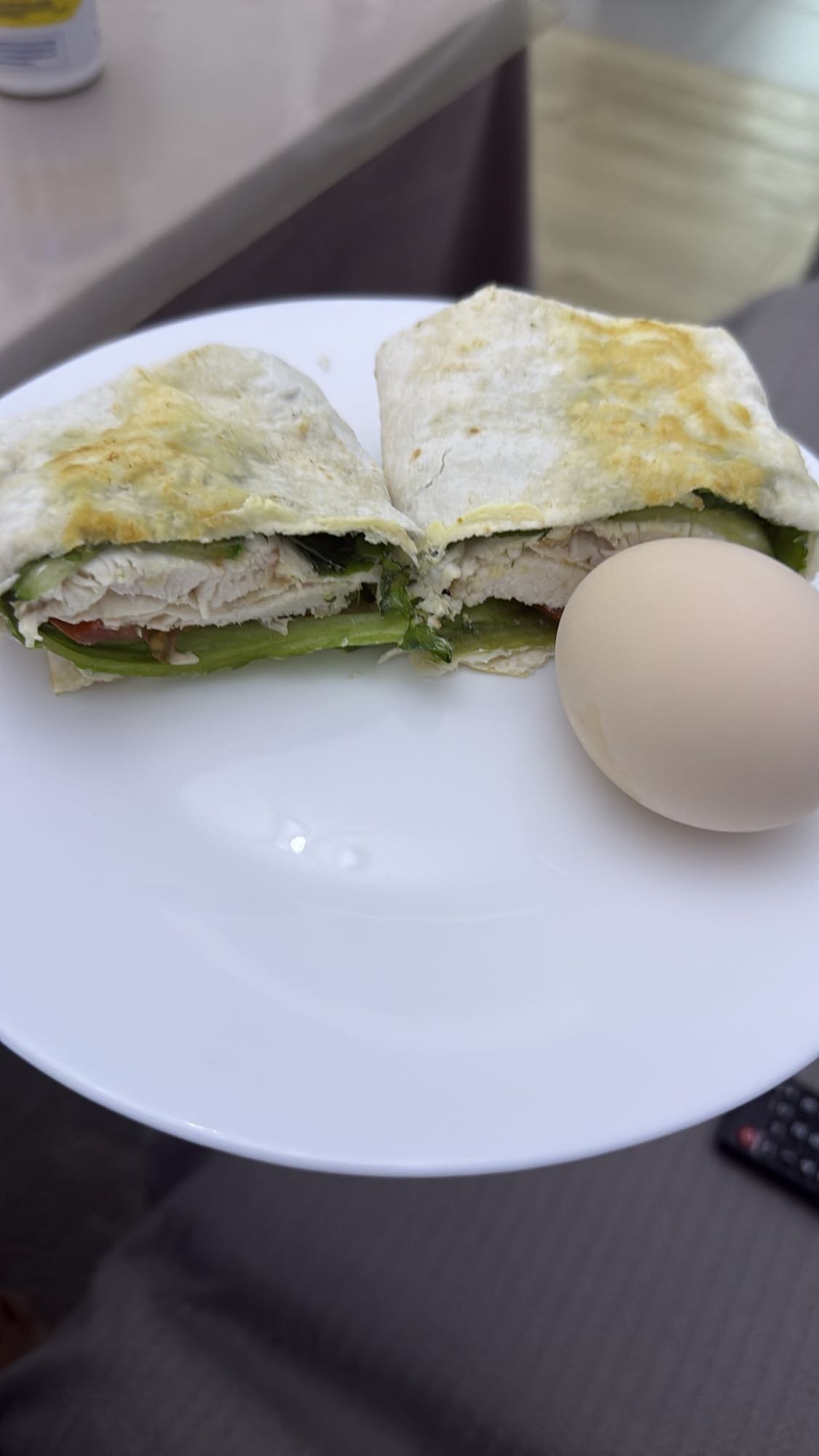 куриный ролл с яйцом