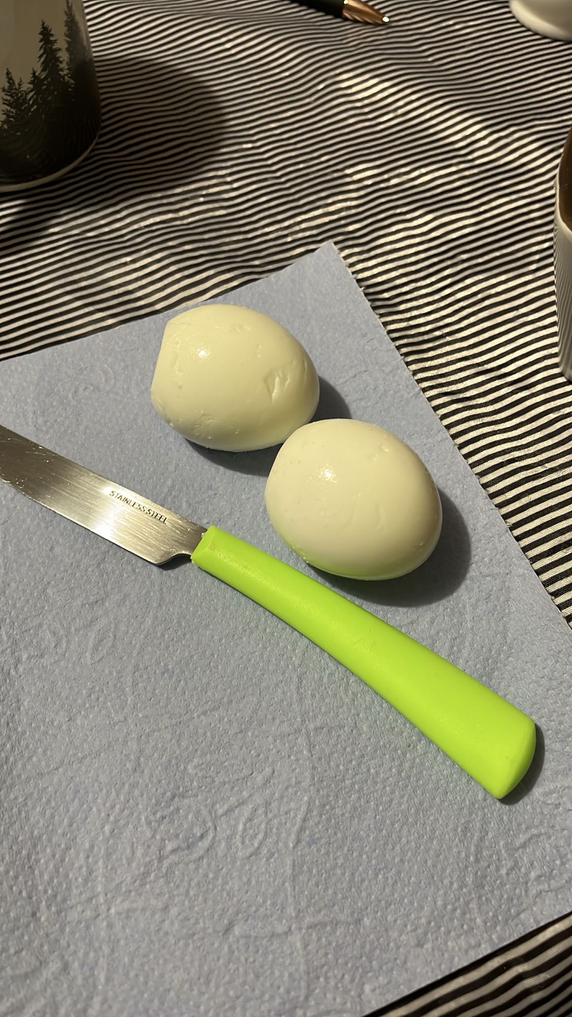 Варени яйца