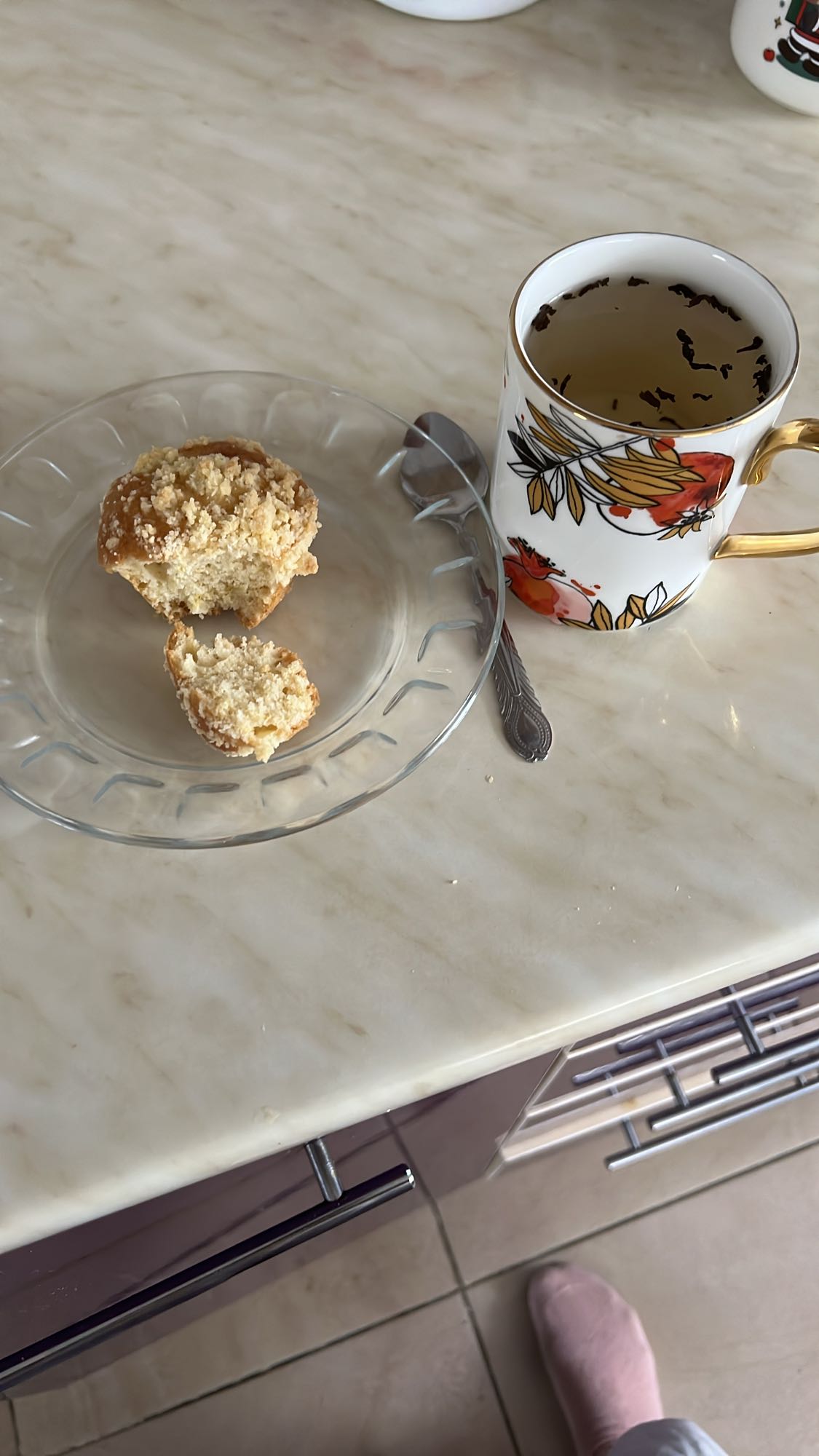 Маффин с чаем