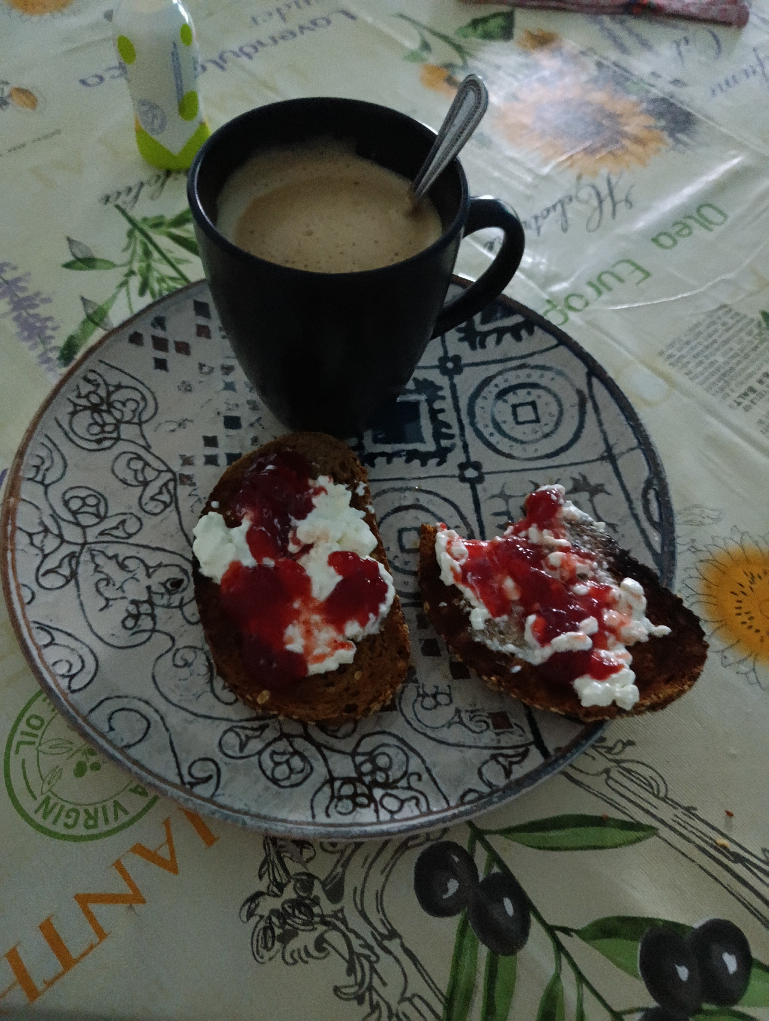 Tostadas con requesón