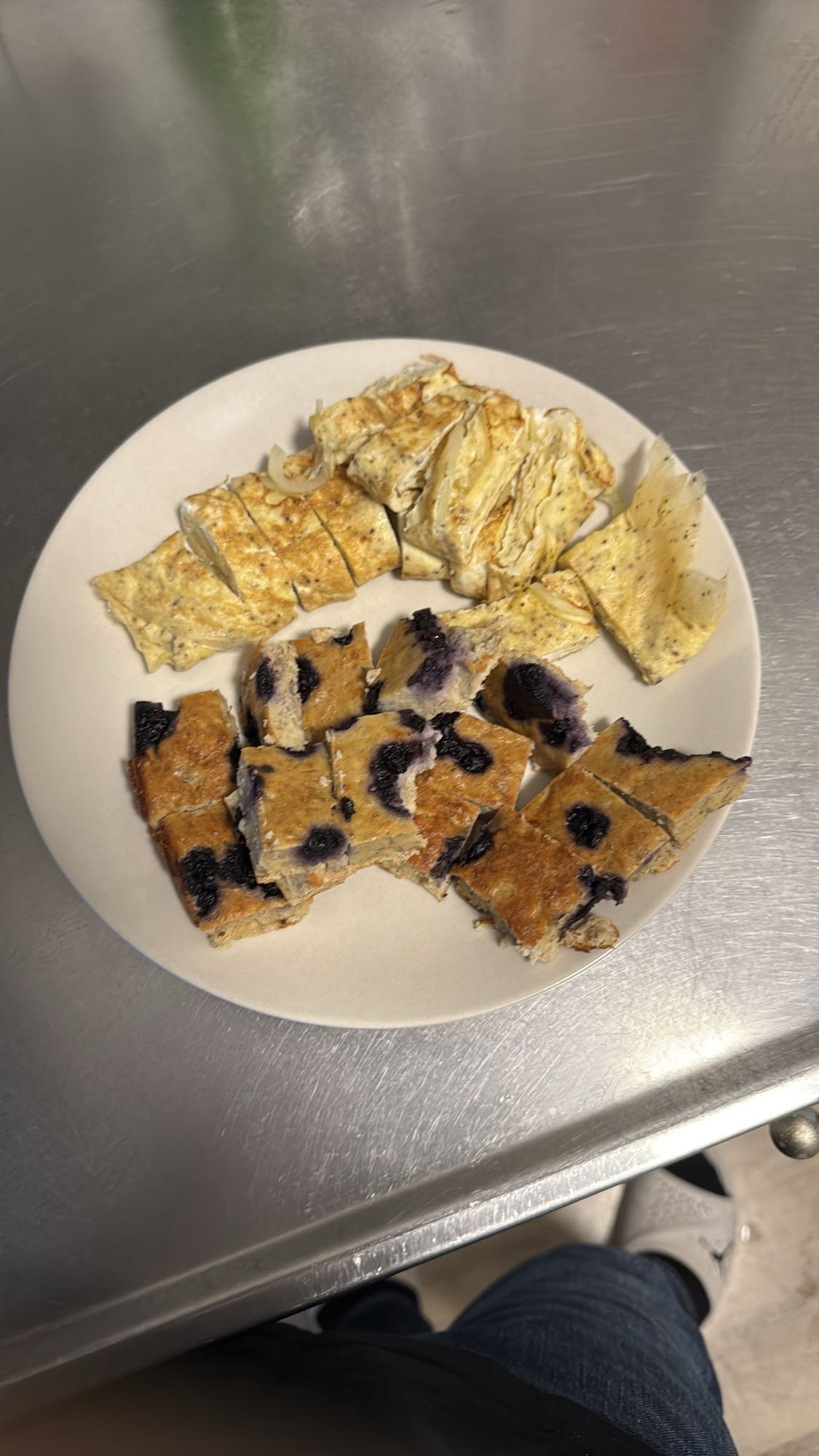 Omelett och blåbärskaka