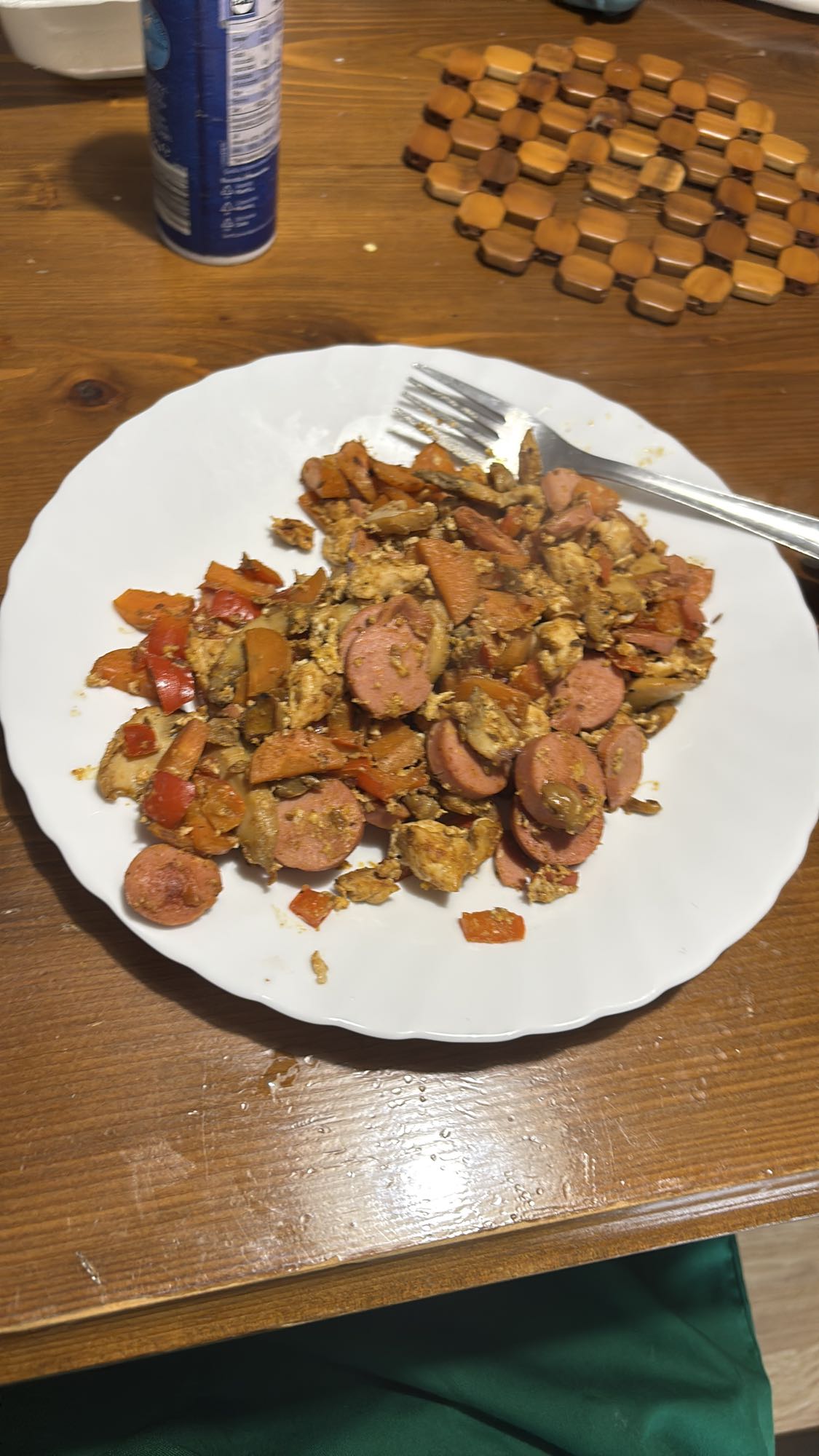 Salteado de salchicha y verduras