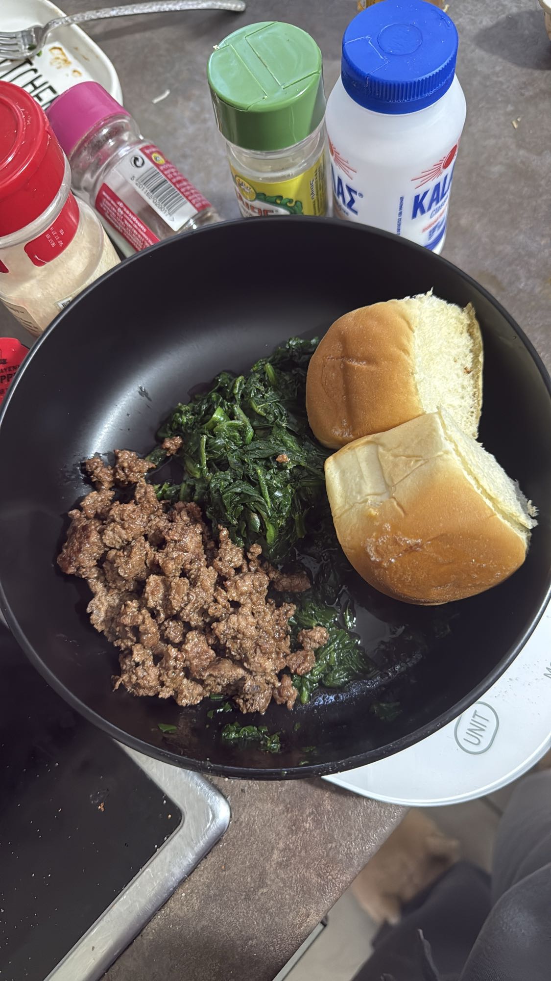 Beef Spinach Bun Bowl