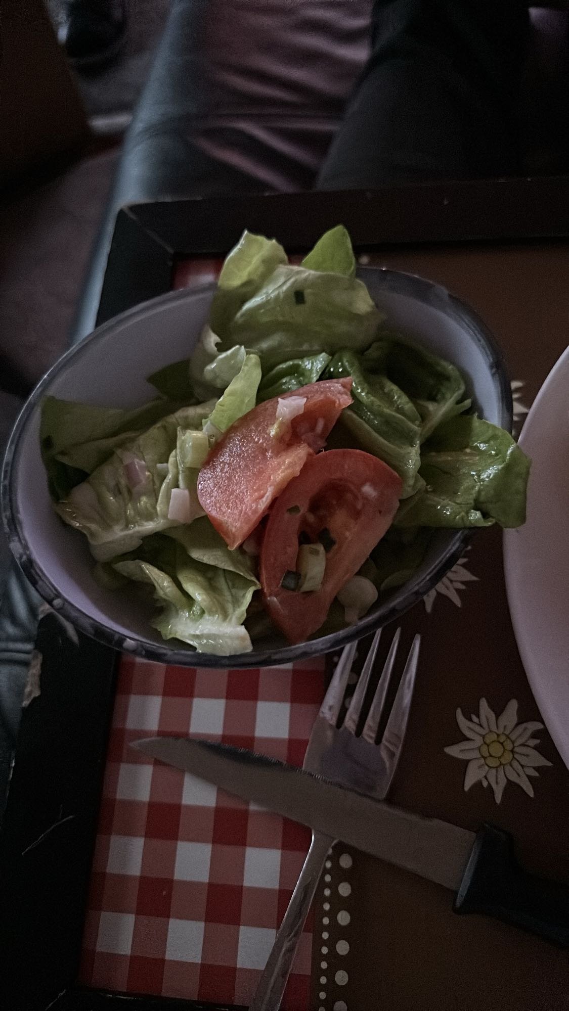 Groene salade met tomaat