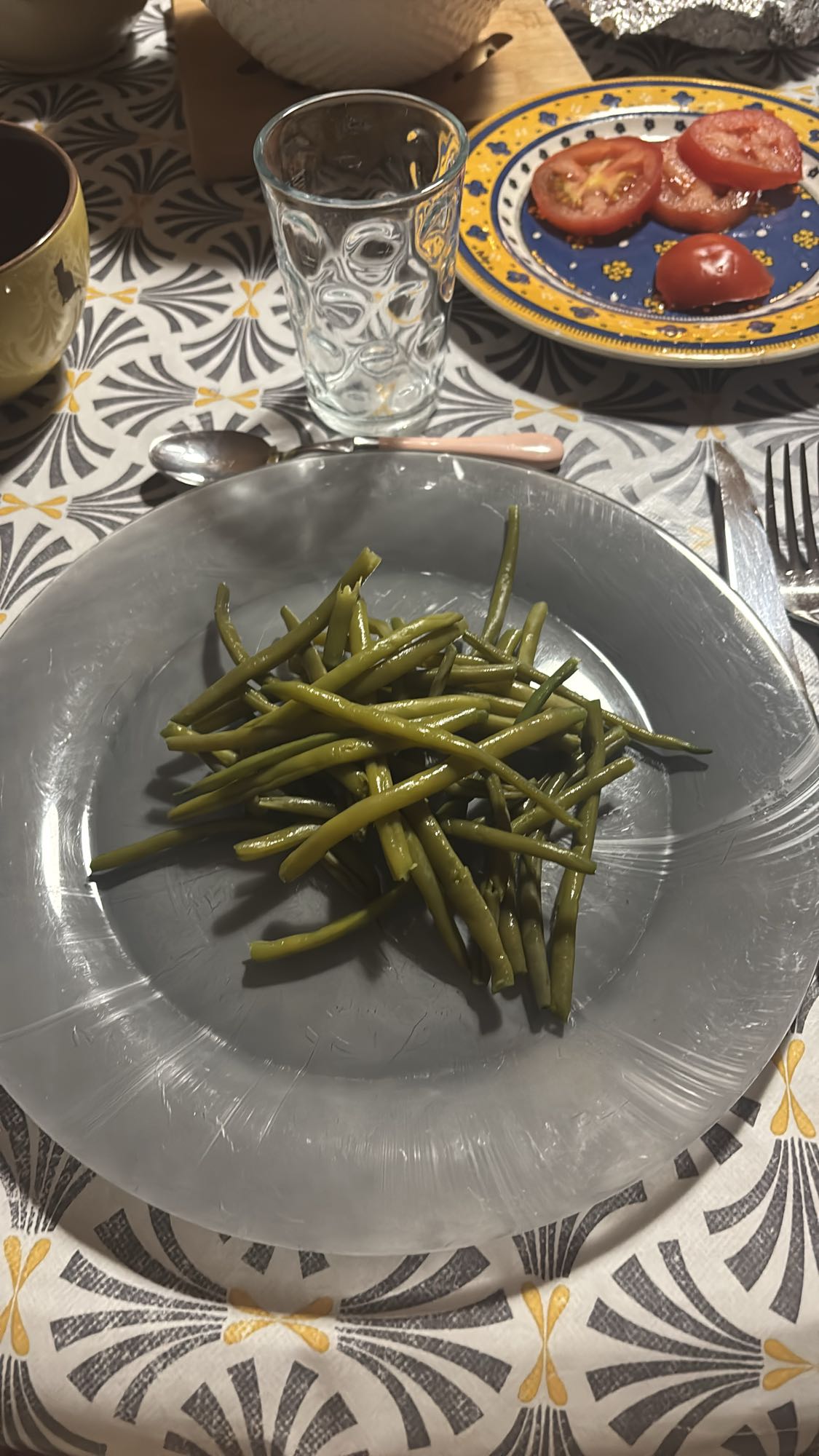 Haricots verts et tomates