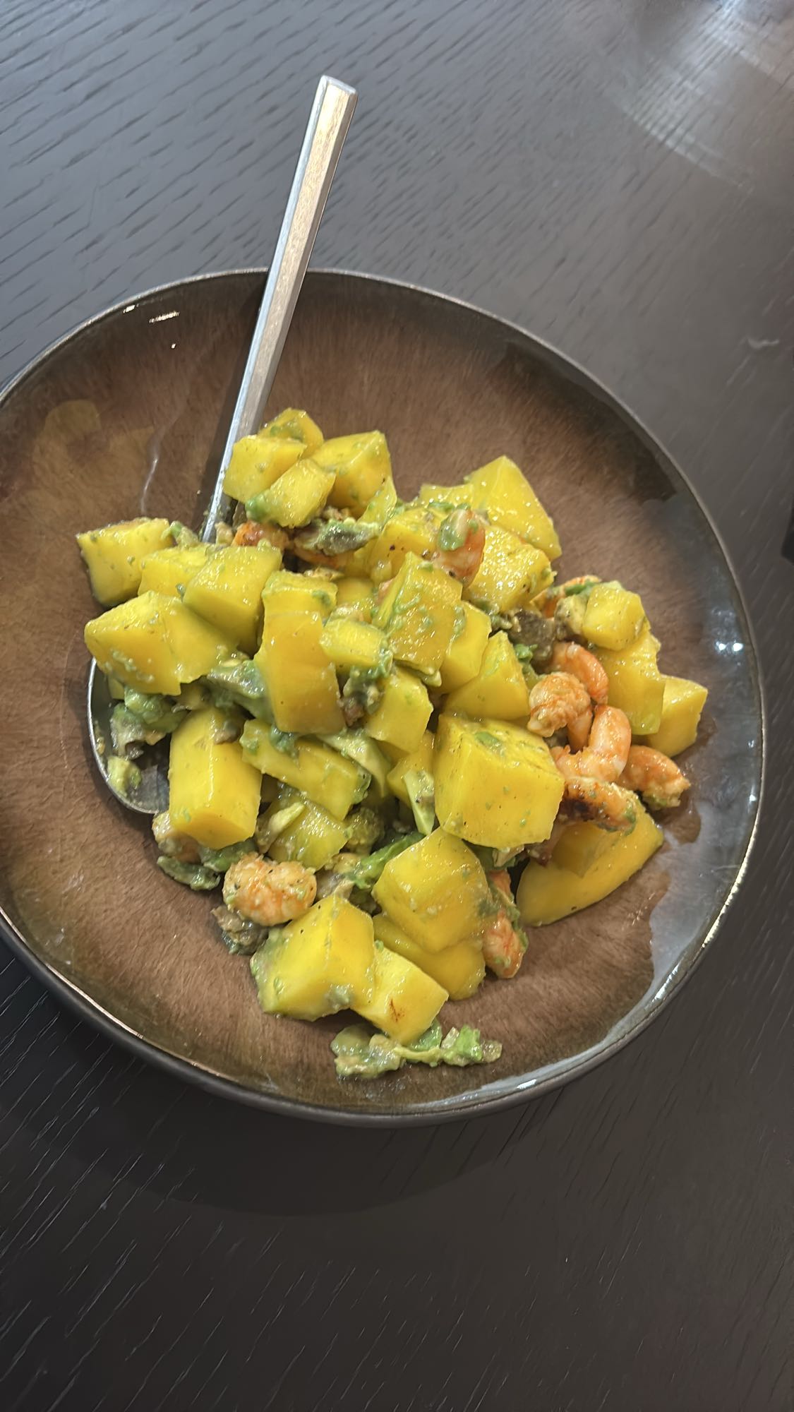 Salade mangue crevettes avocat