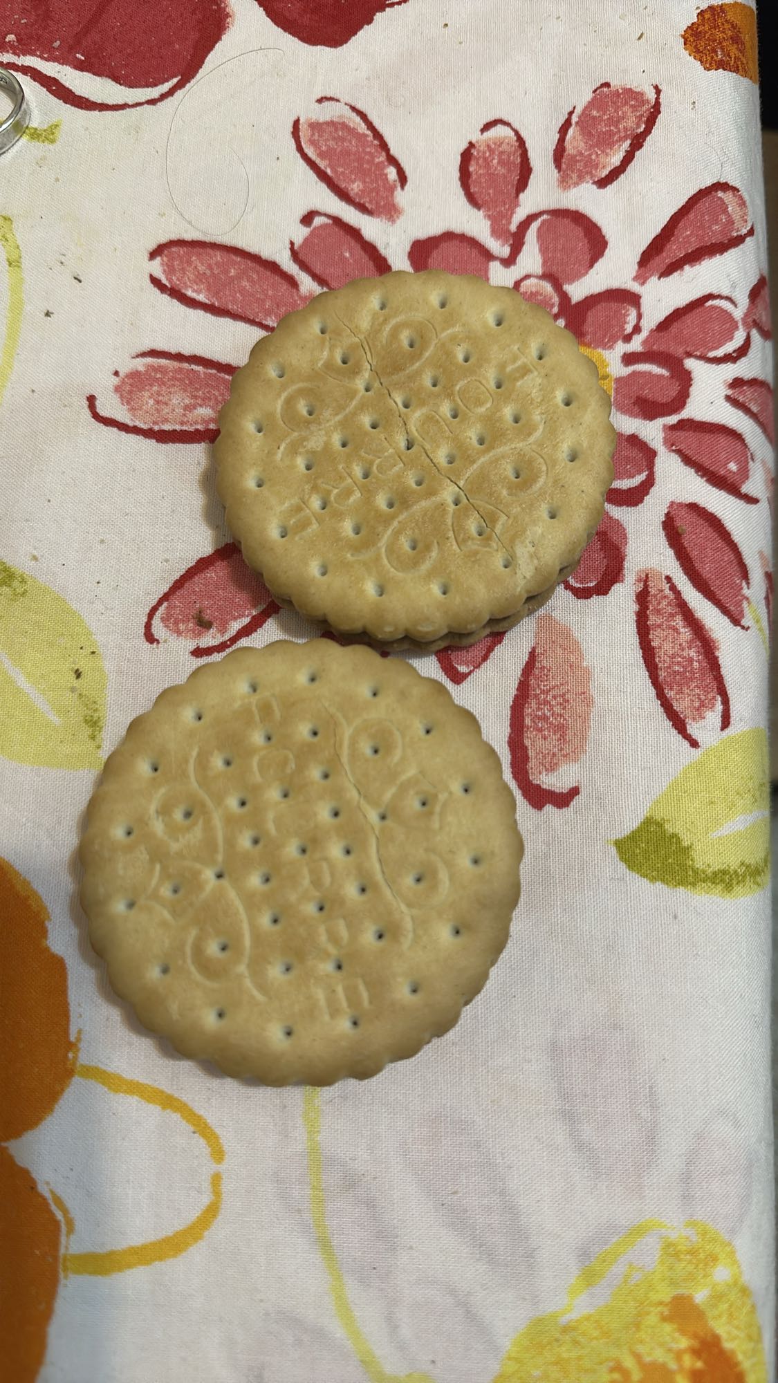 Plain tea biscuits