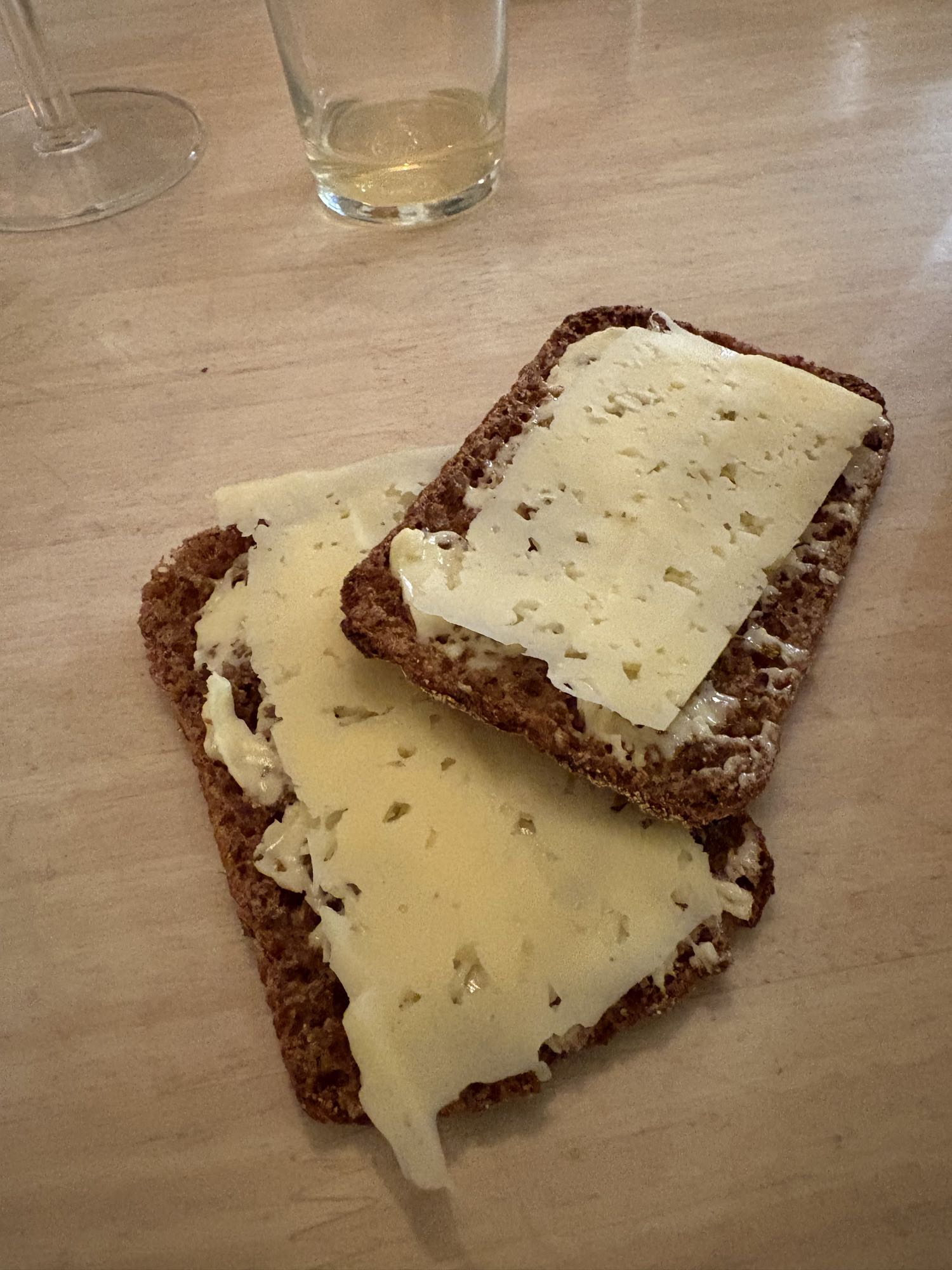 Knäckebröd med ost