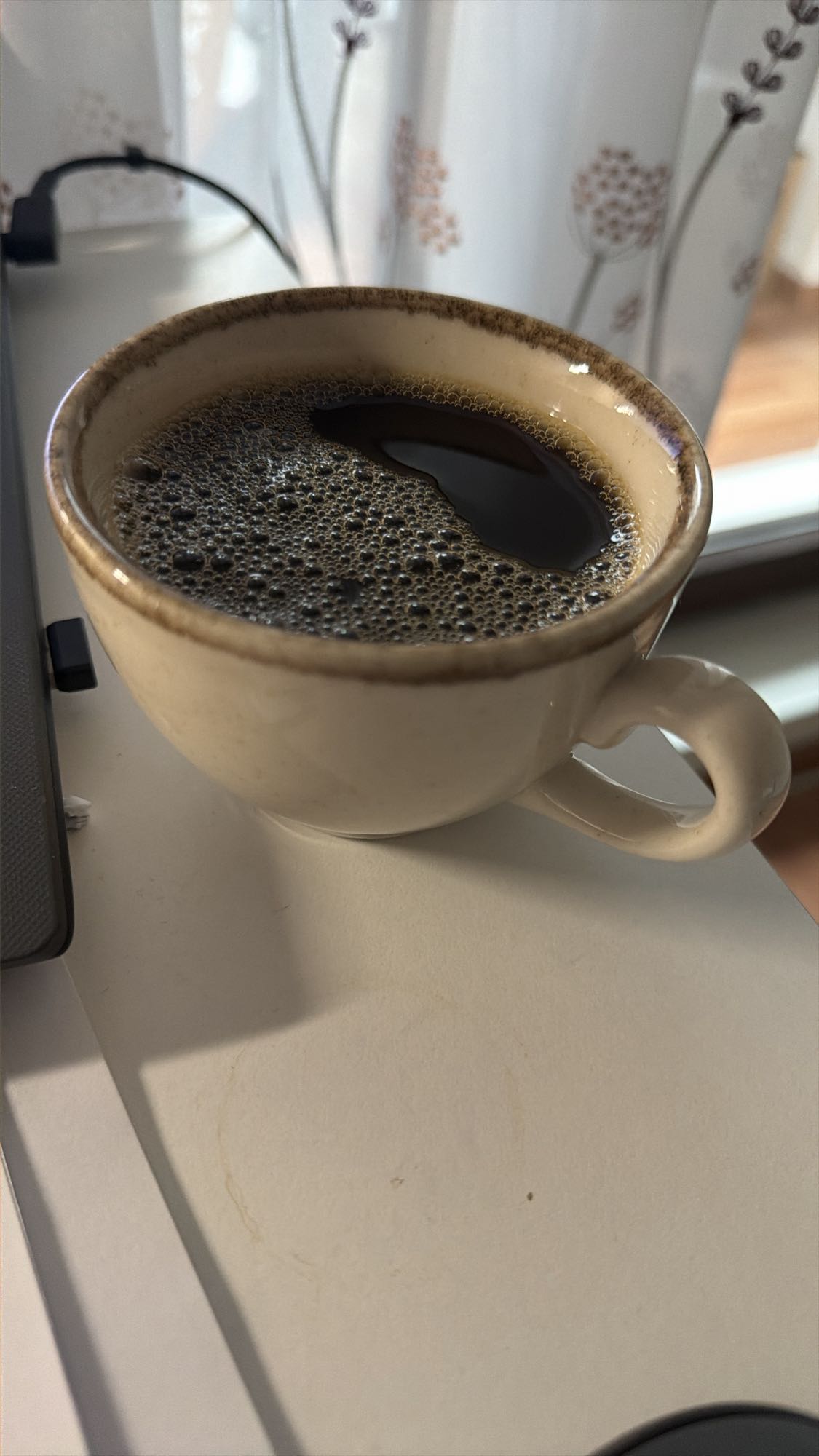 Cafea neagră simplă