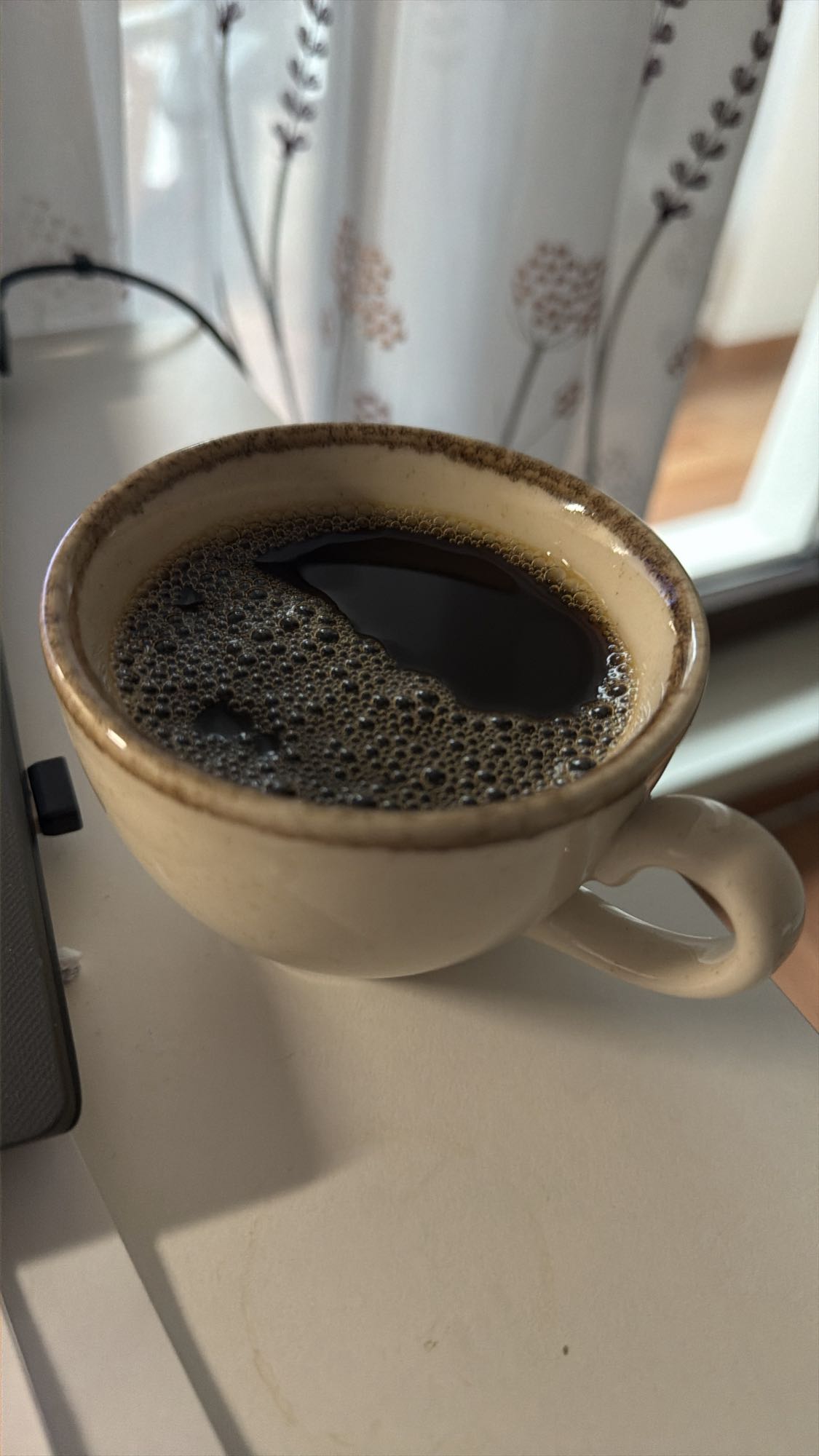 Cafea neagră simplă