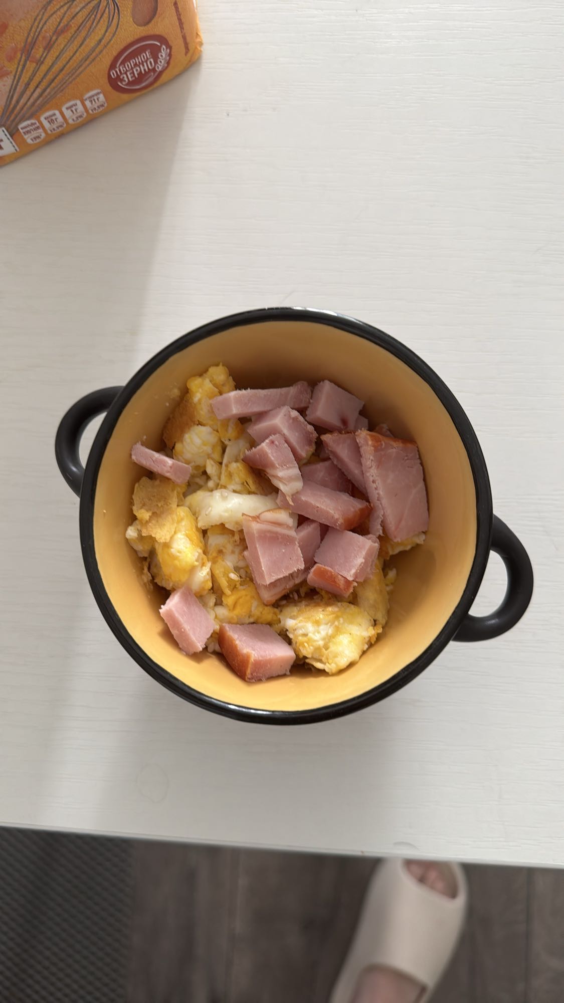 яичница с ветчиной