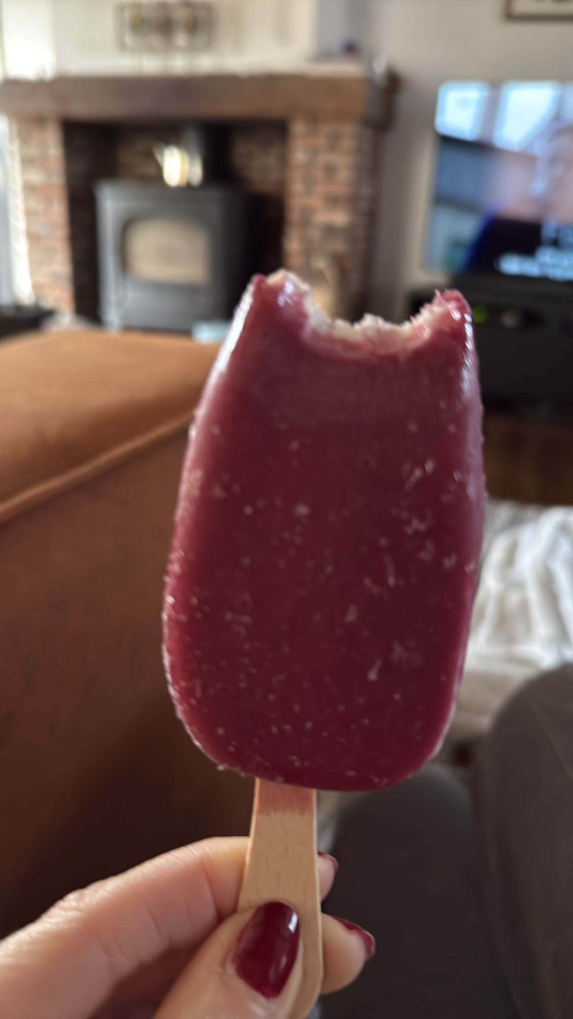 fruitijsje op stokje