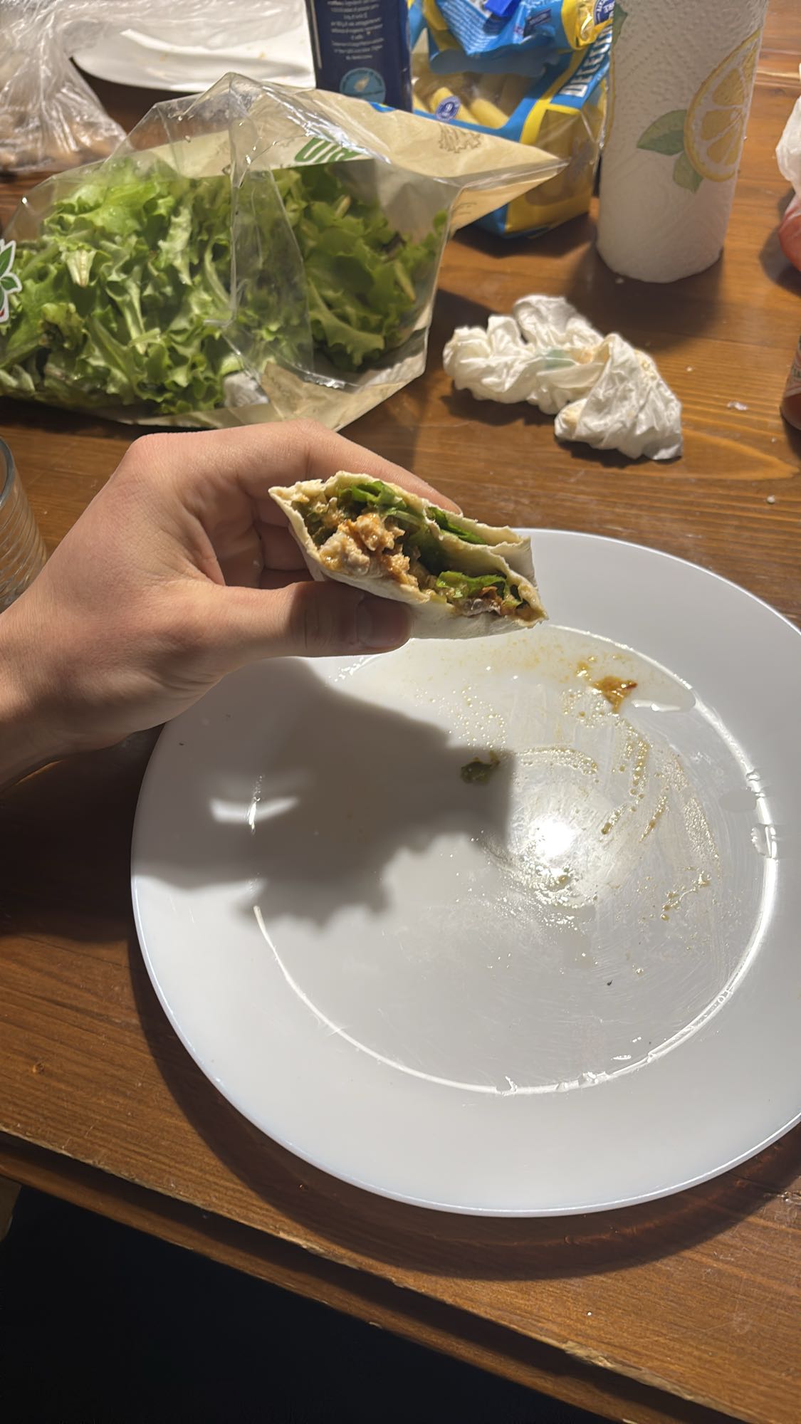 Burrito de pollo y lechuga