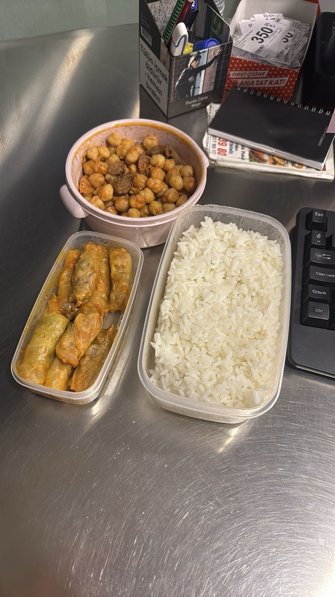 Nohut, lahana sarması, pilav