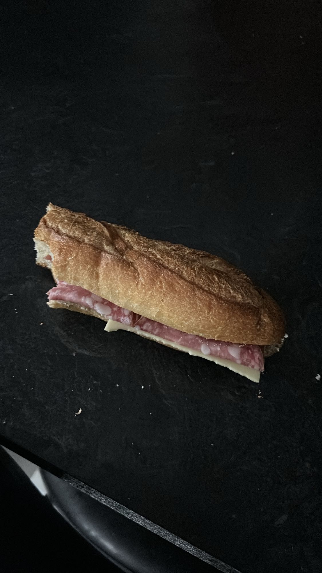 Sandwich au saucisson