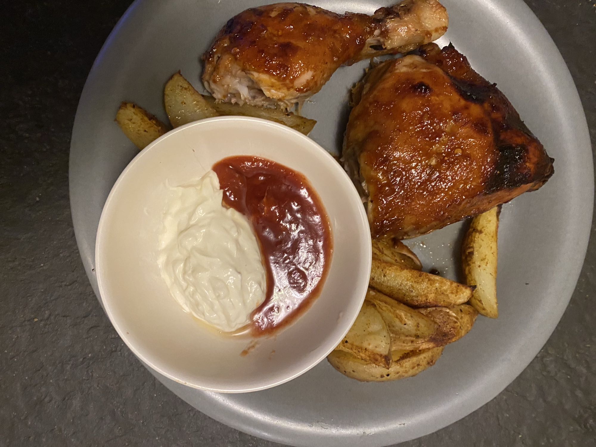 Kyckling med potatisklyftor