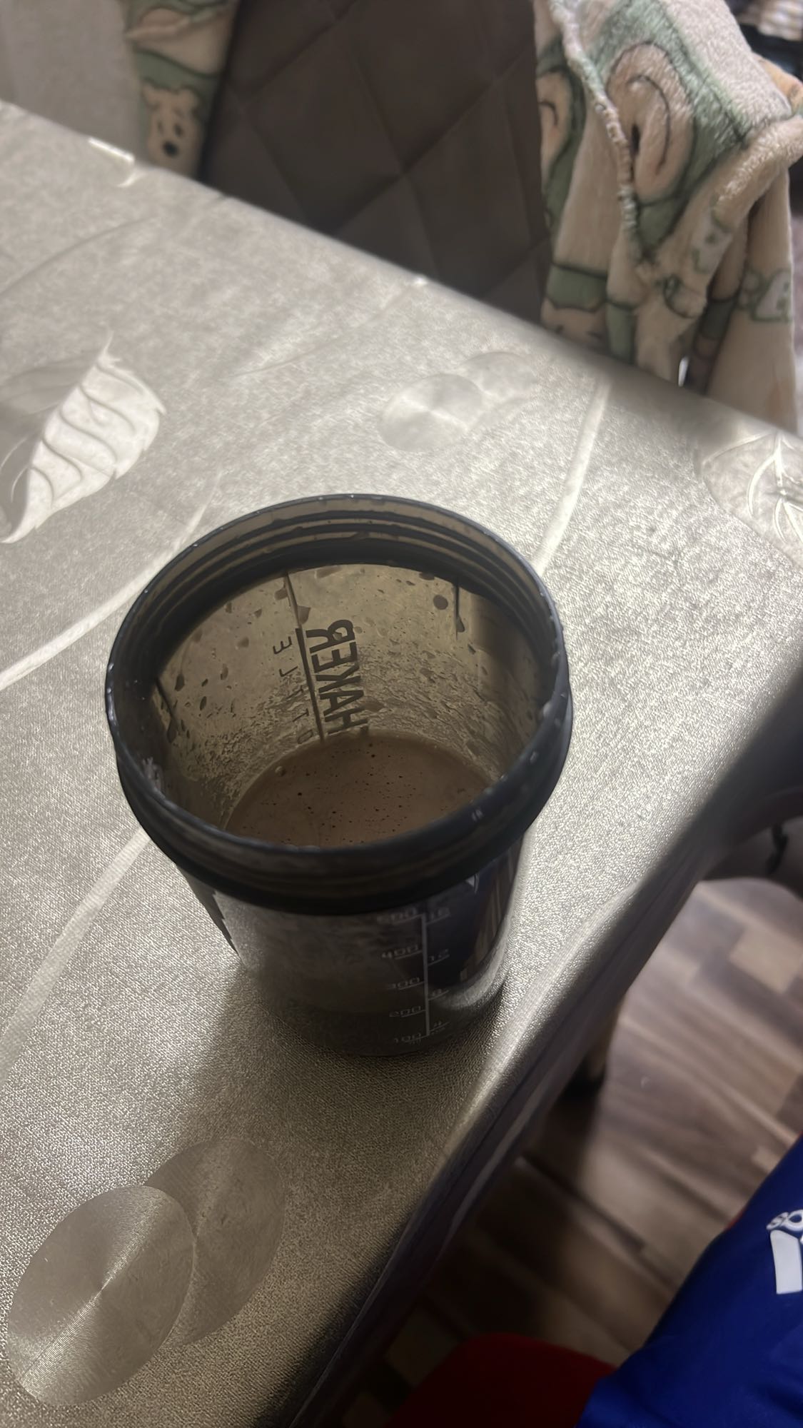 Shake proteic ciocolată