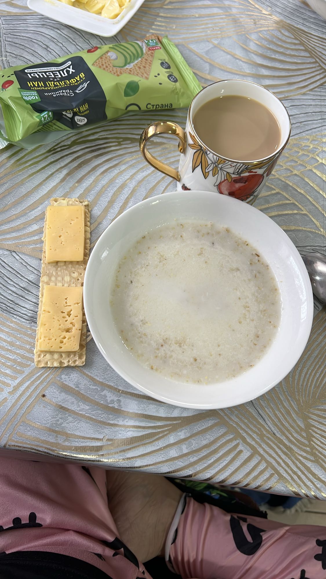 Каша с хлебцами и сыром