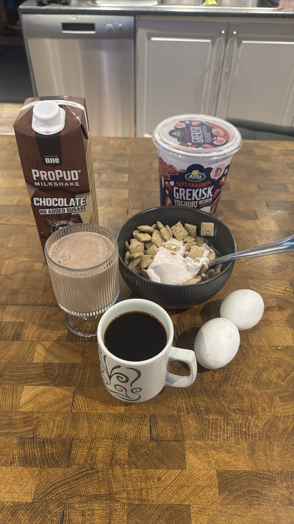 Proteinrik frukostskål