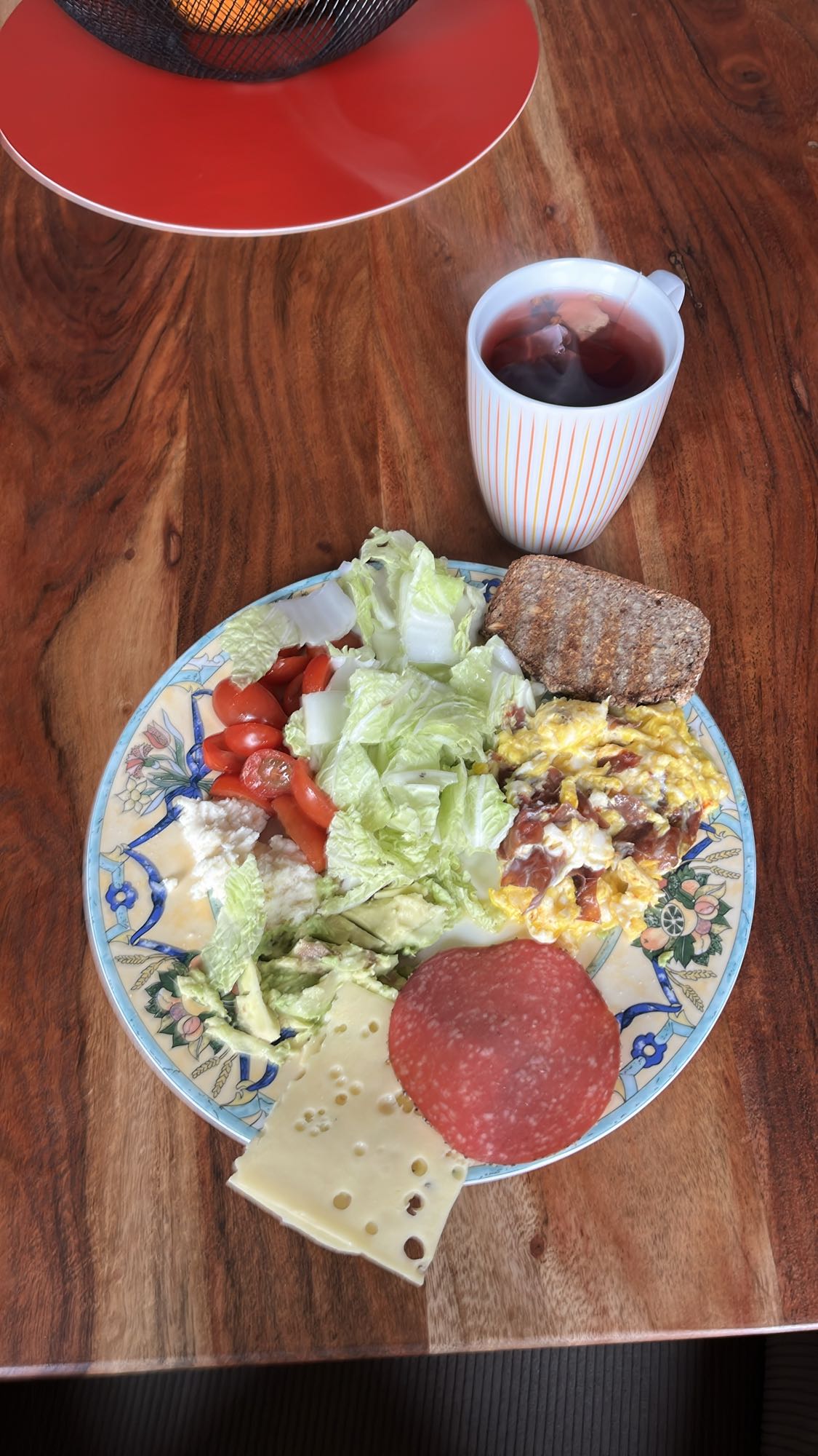 Gemischtes Frühstücksteller