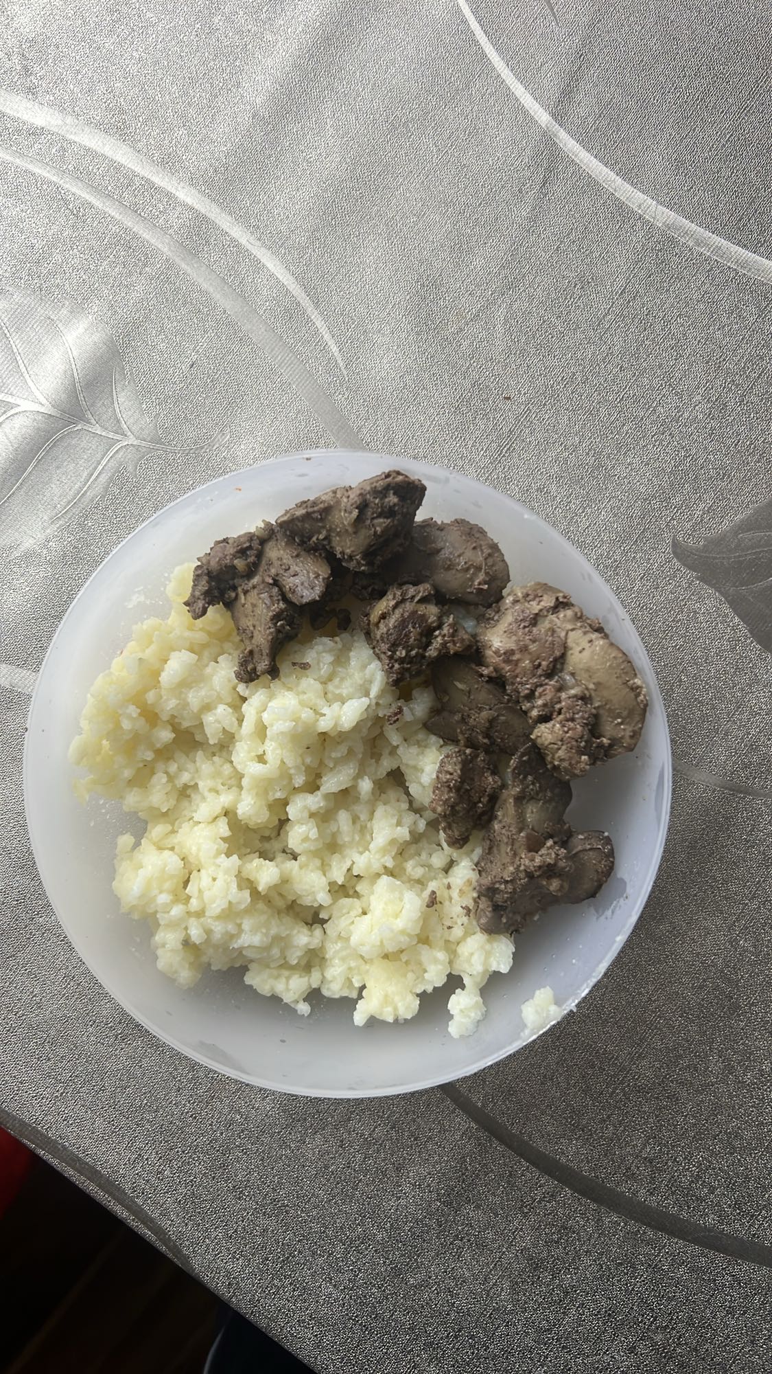 Orez cu ficat de pui