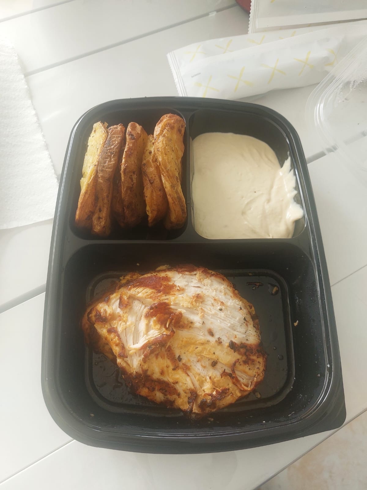 Chicken with potato wedges