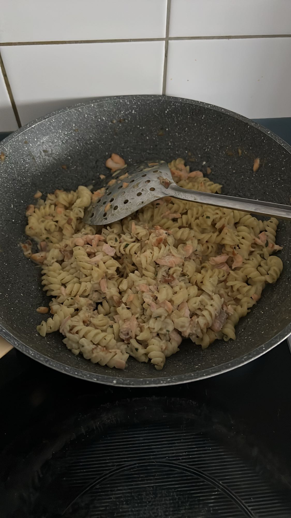 Zalm pasta pan