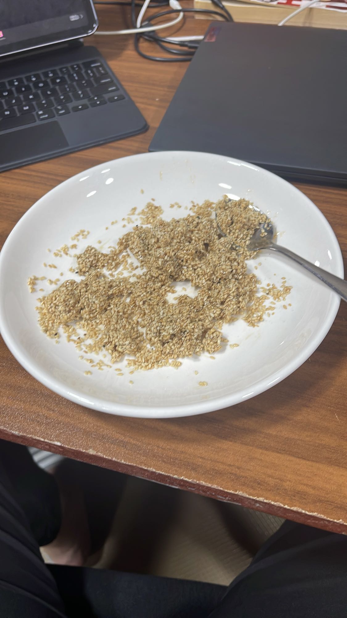 Sesame seed snack