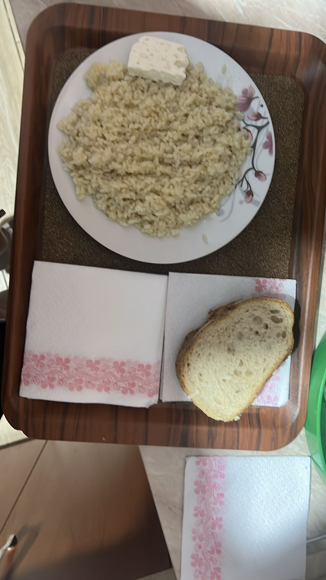 Bulgur, cheese, bread