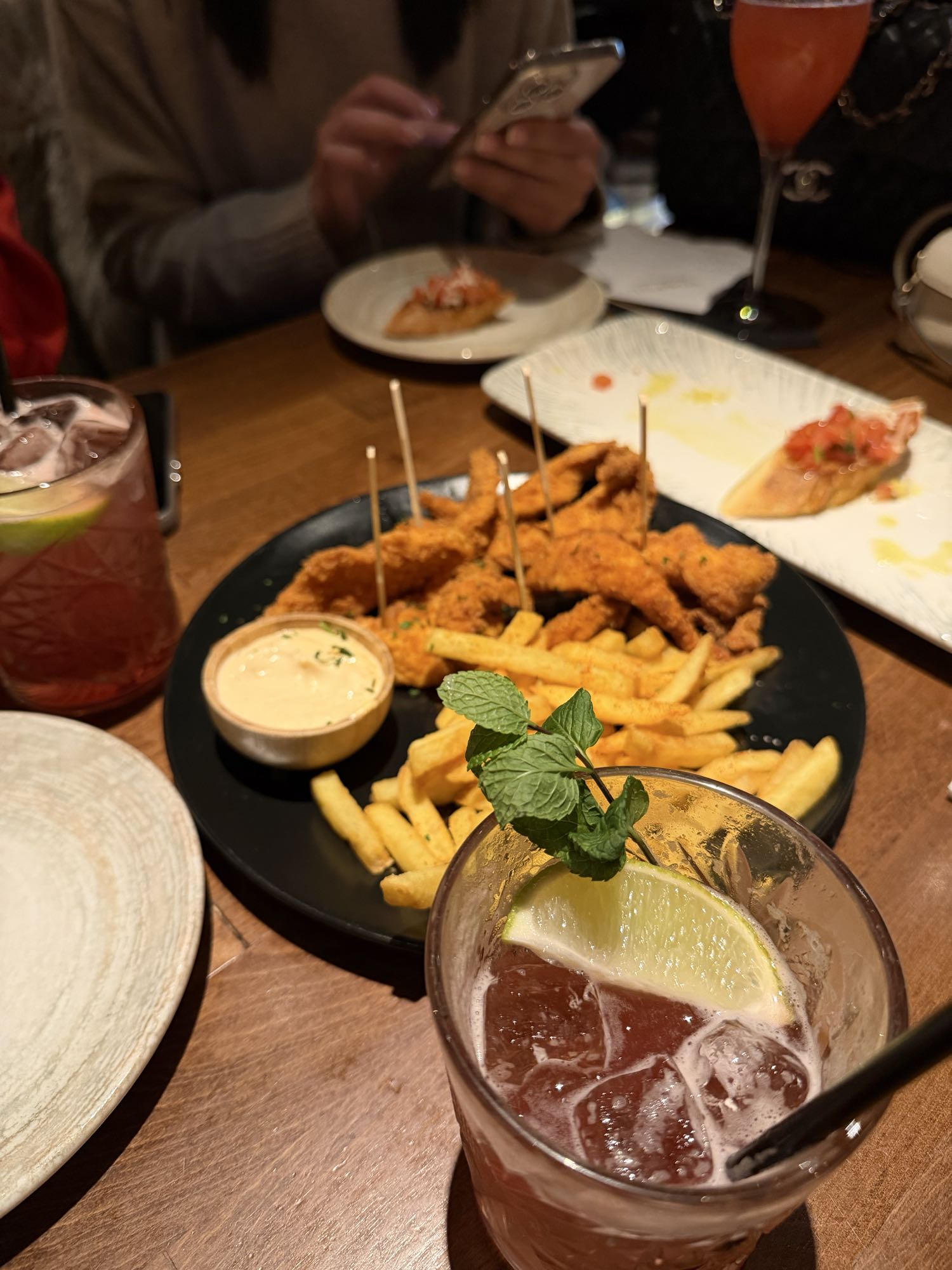 Chicken strips & fries platter