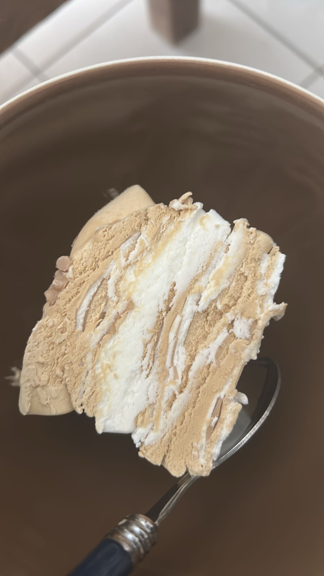 Glace vanille-caramel