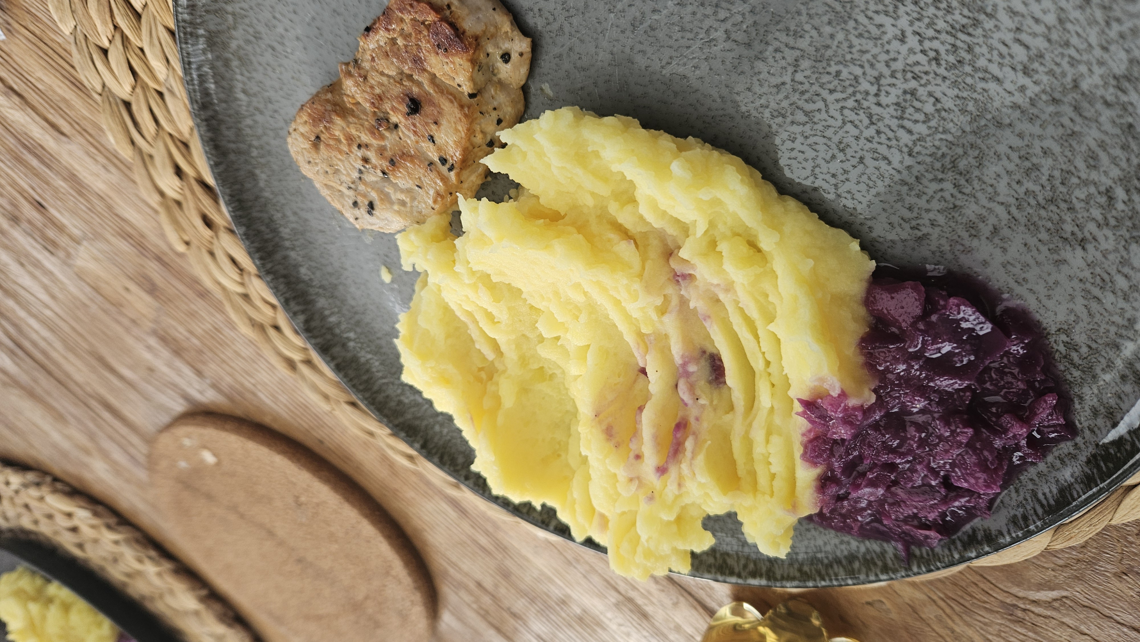 Kartoffelpüree mit Fleisch