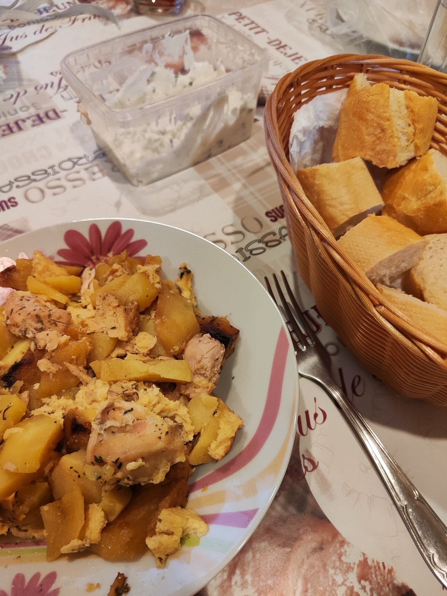 Chicken potato bake with bread