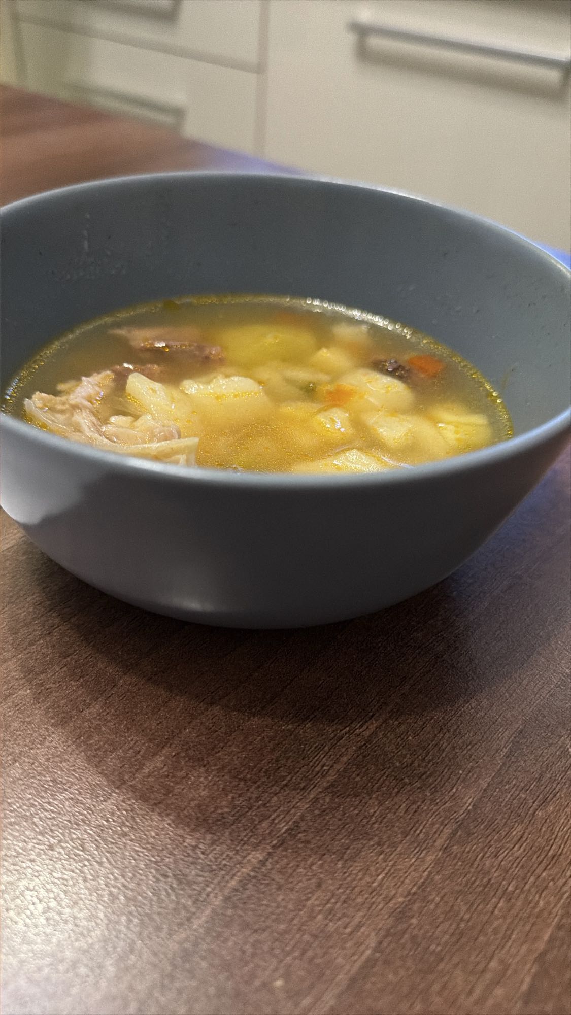 Supă de pui cu legume