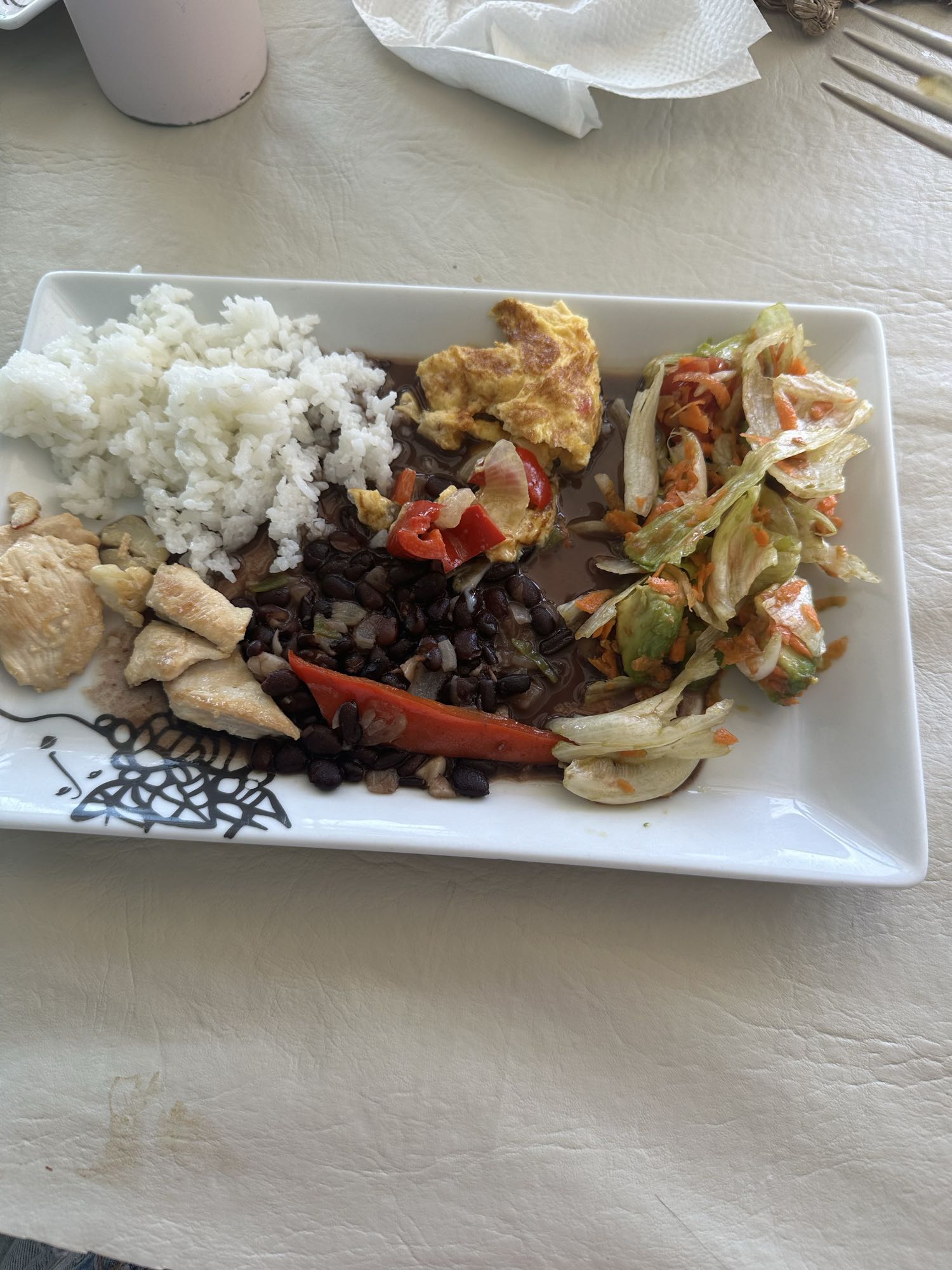 Plato mixto con arroz