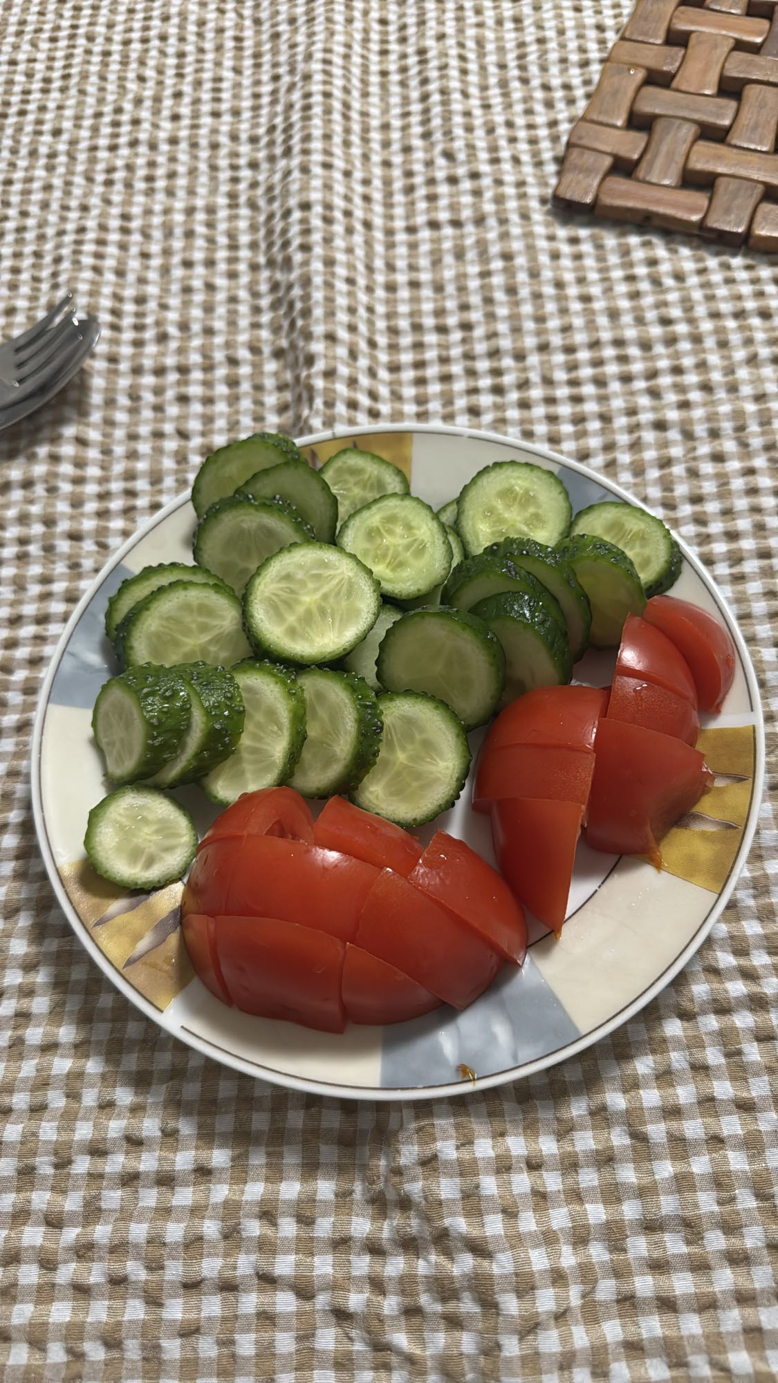 Tomat och gurksallad